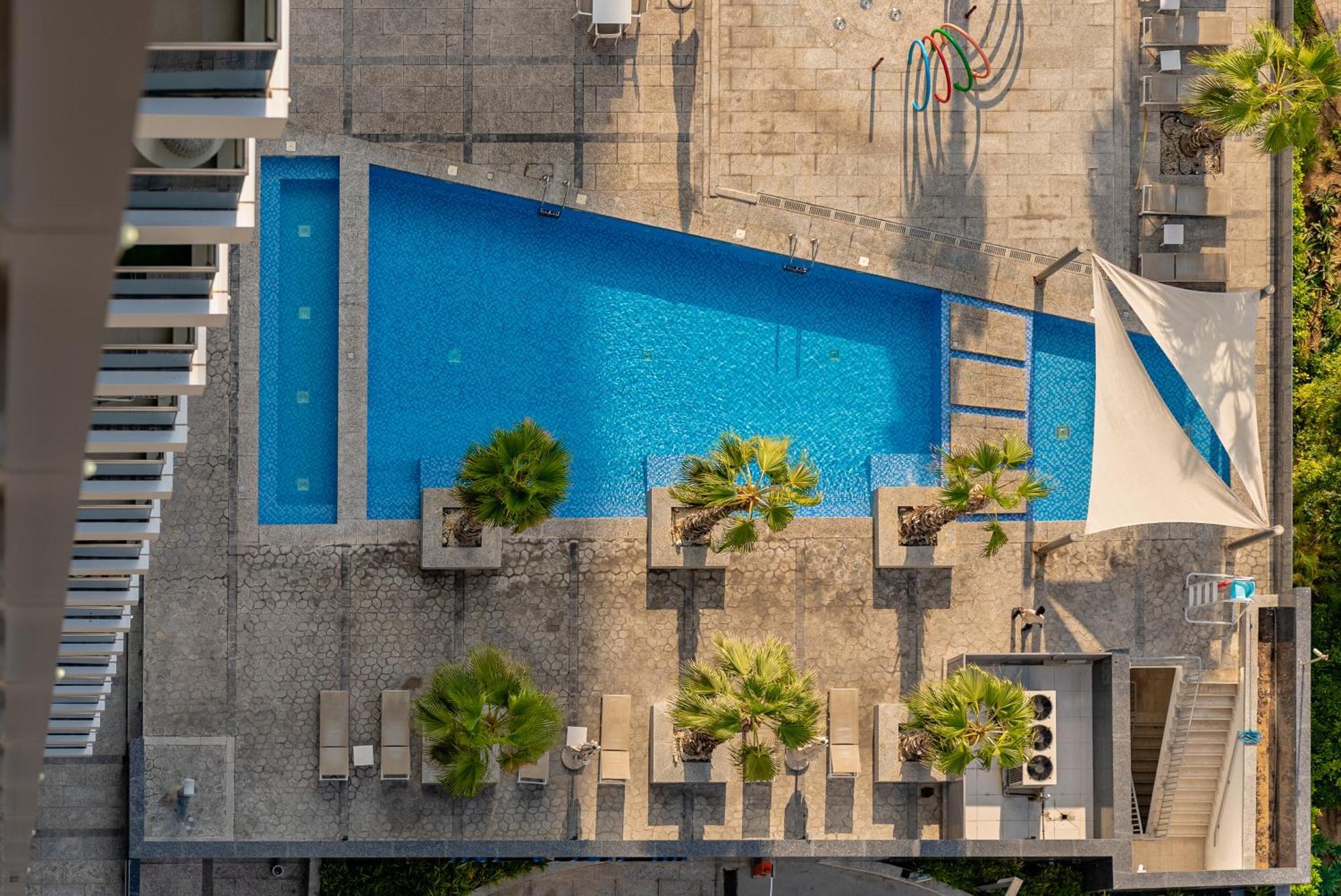 Apartment Luxe 1br In Sparkle Towers - 2 Balconies And Marina Views