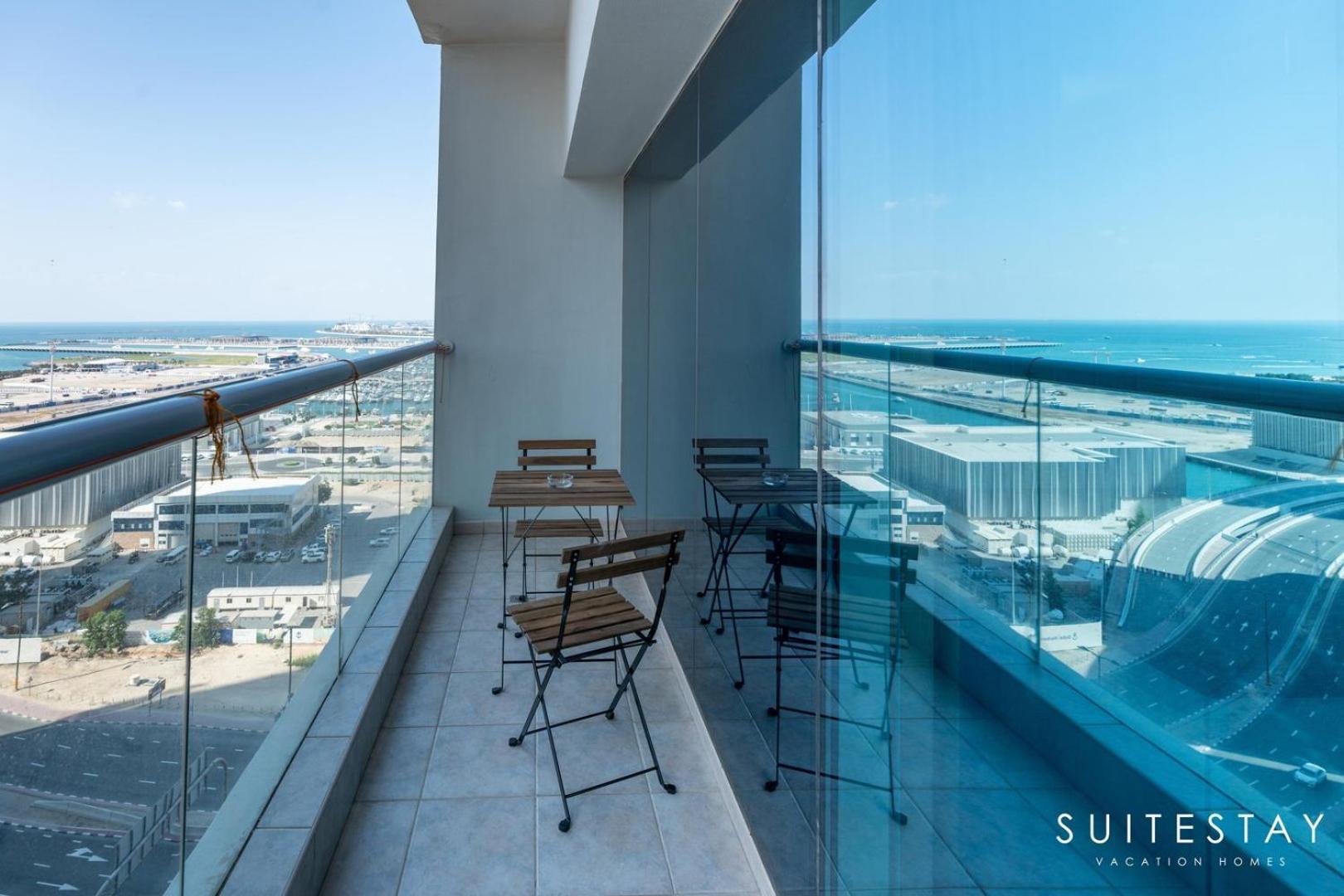 Panoramic Marina Ocean Apartment