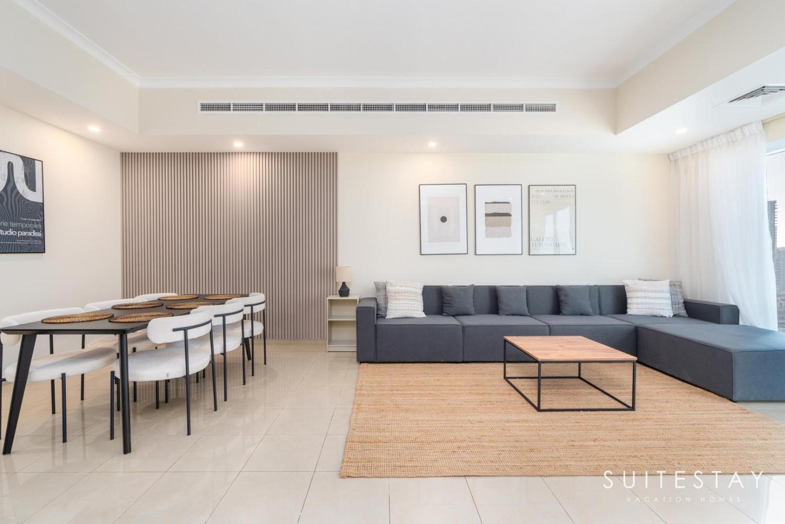 Panoramic Marina Ocean Apartment