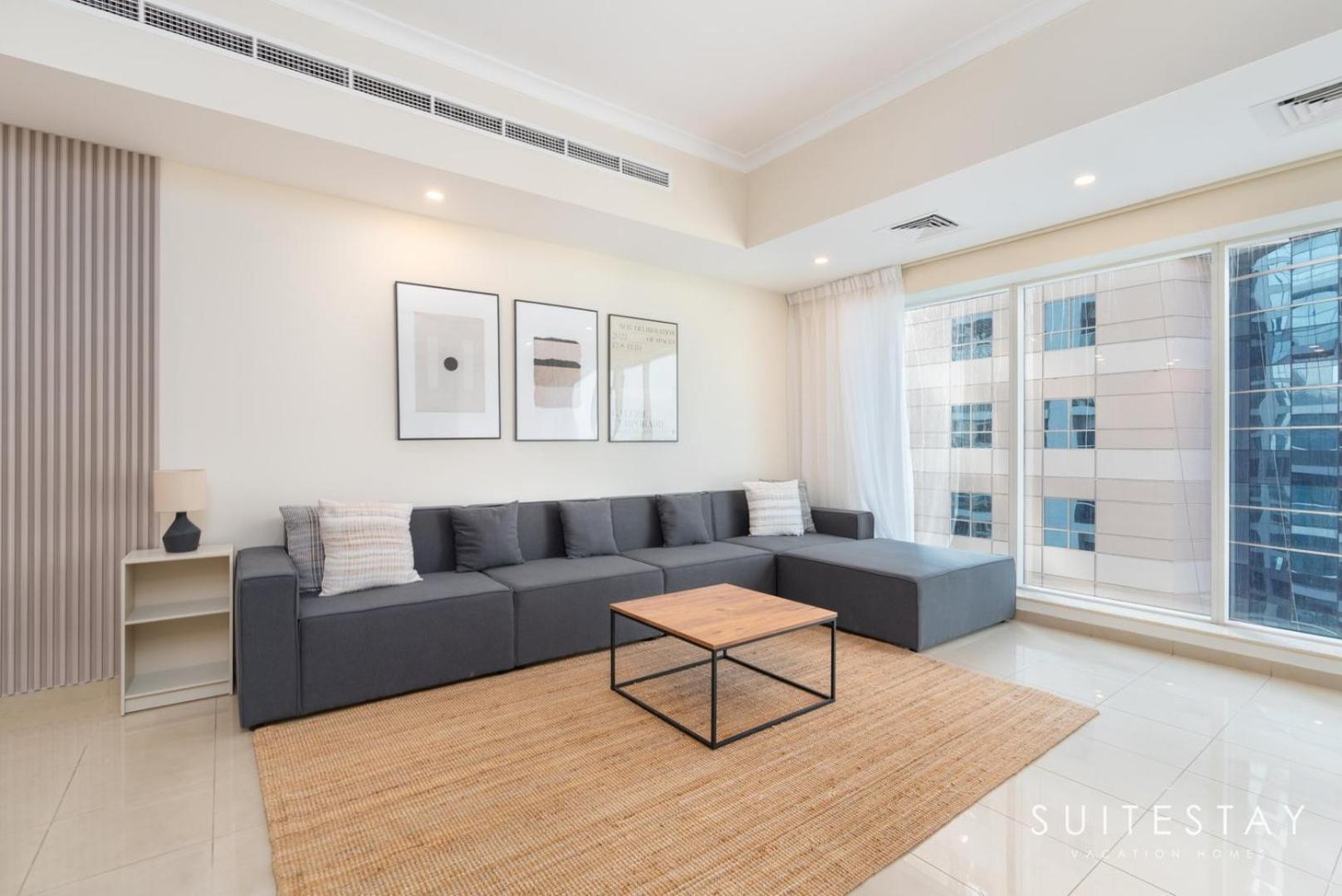 Panoramic Marina Ocean Apartment