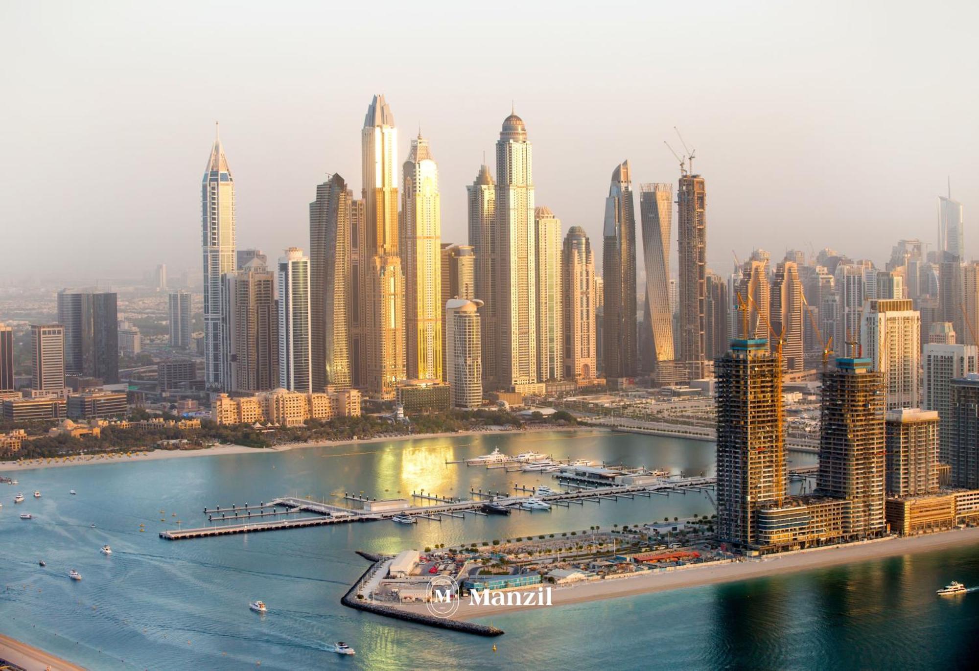 Manzil - 1br In Emaar Beachfront With Private & Marina Access Dubai