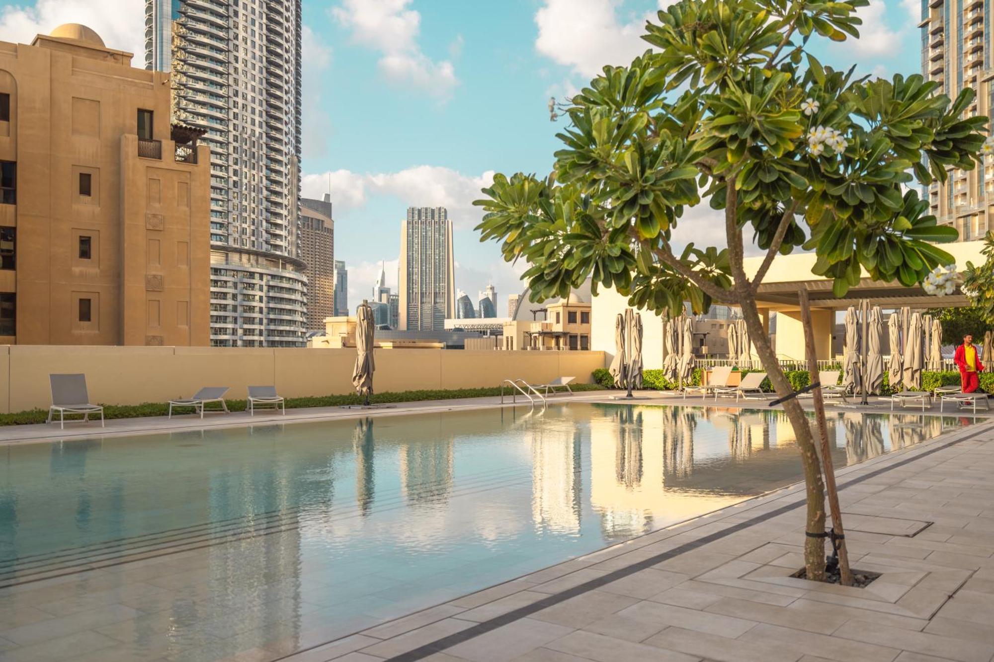 Prime Retreats @ Burj Royale By Emaar *