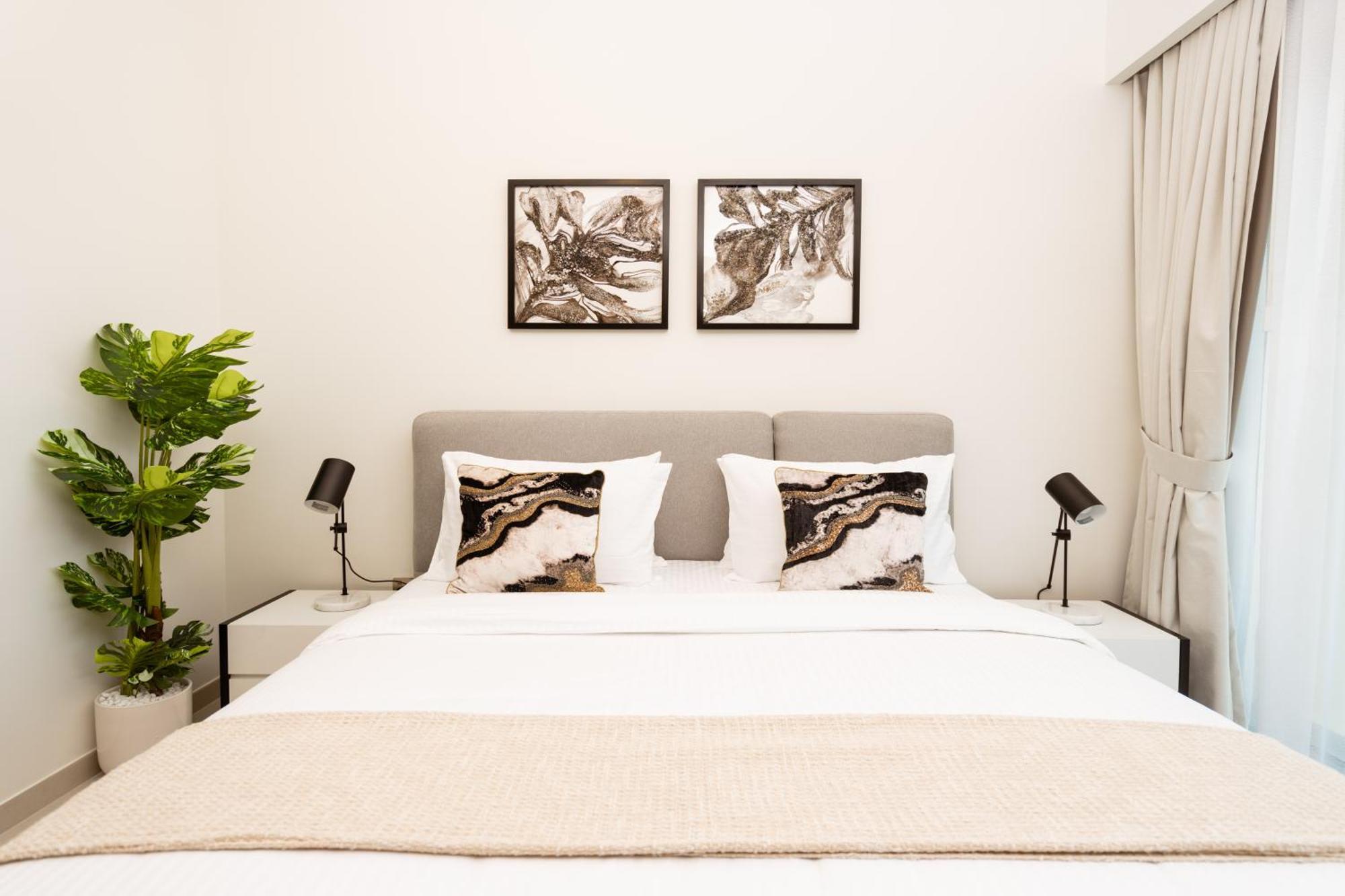 Apartment Prime Retreats @ Burj Royale By Emaar *