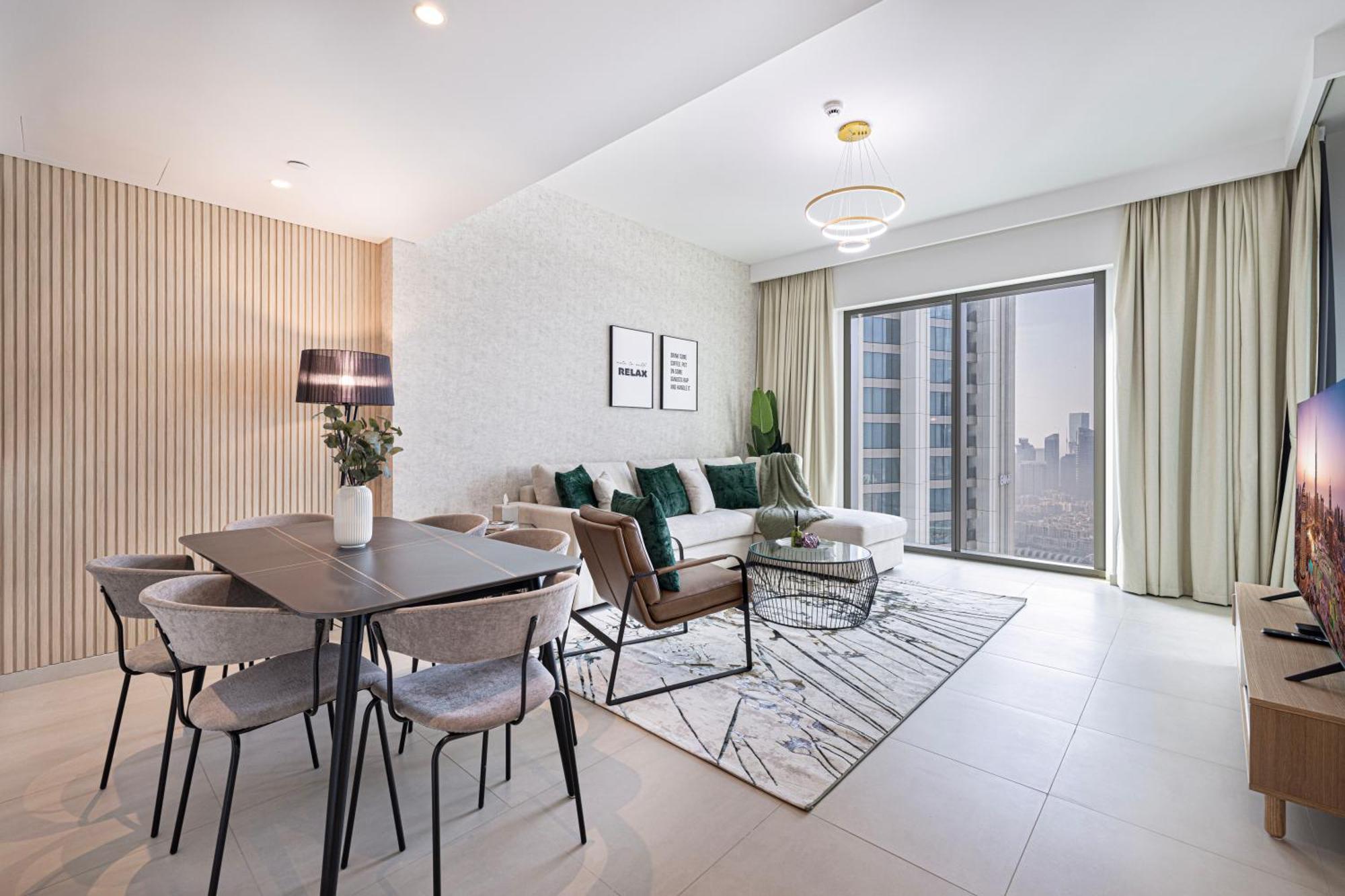 Smartstay At Downtown Views - Burj Khalifa View - Brand New Luxury Apartment