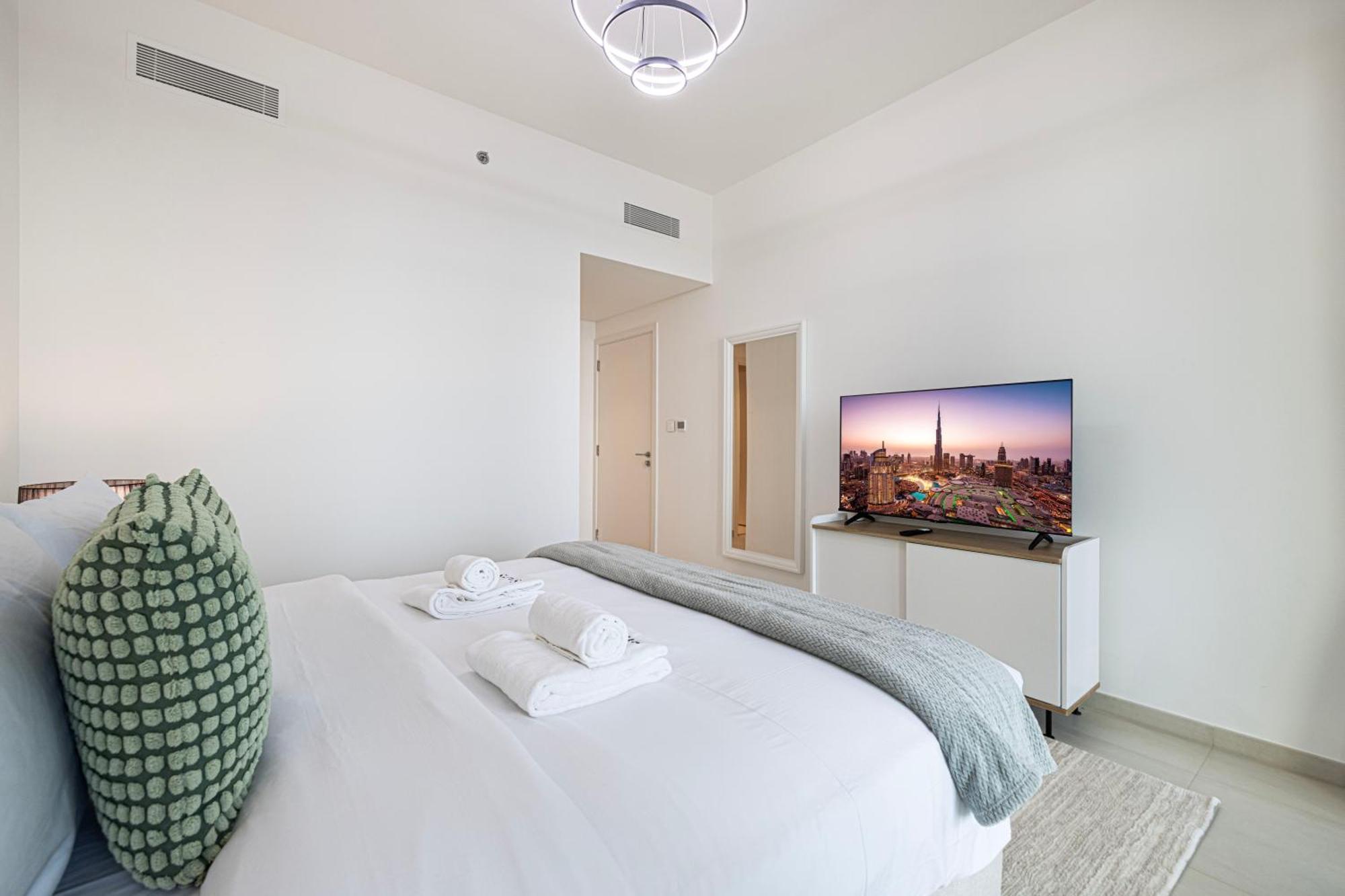 Smartstay At Downtown Views - Burj Khalifa View - Brand New Luxury *