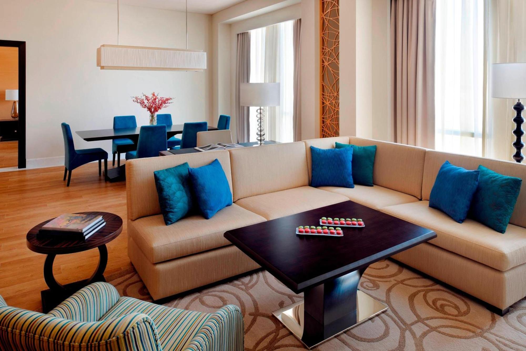 Marriott Al Jaddaf, Hotel 5*