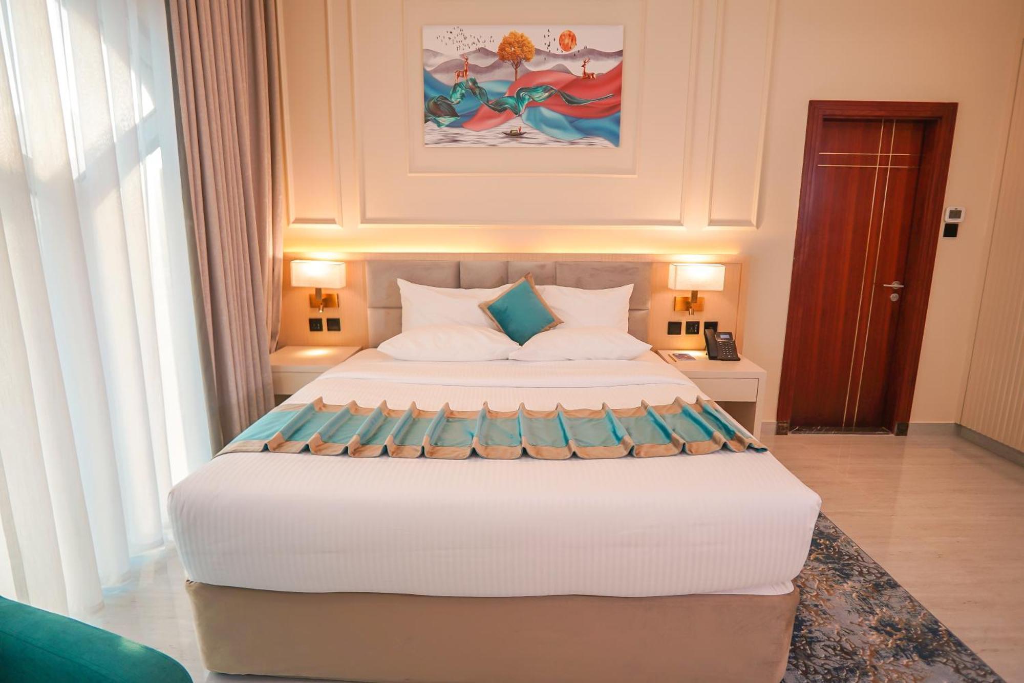 Concorde Creek View Bur Hotel 4*
