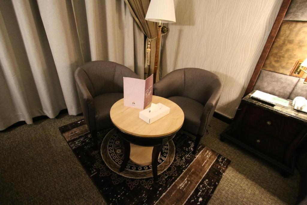 Knight Armour Hotel 4*