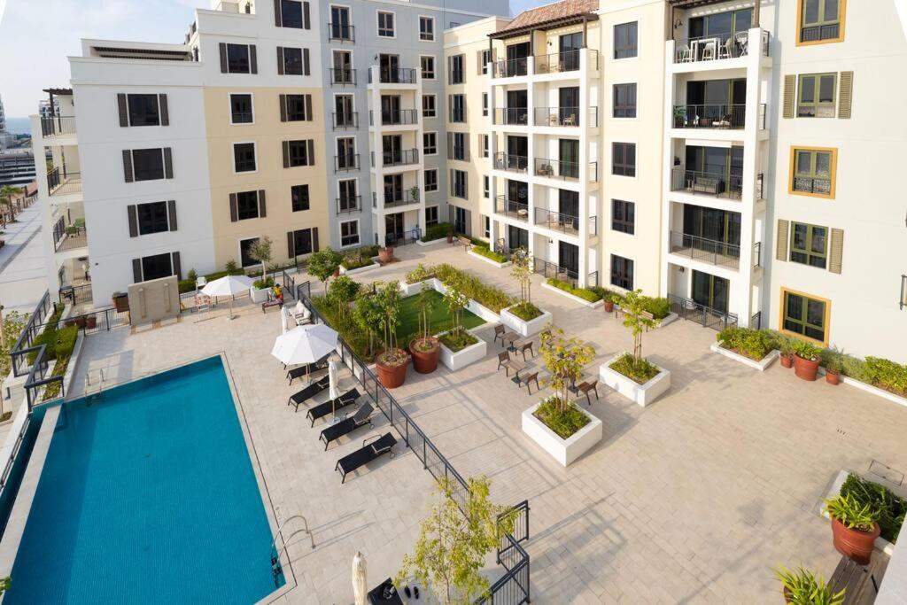 Breathtaking Sea View 1 Bedroom Suite, La Rive - La Beach, Apartment Dubai