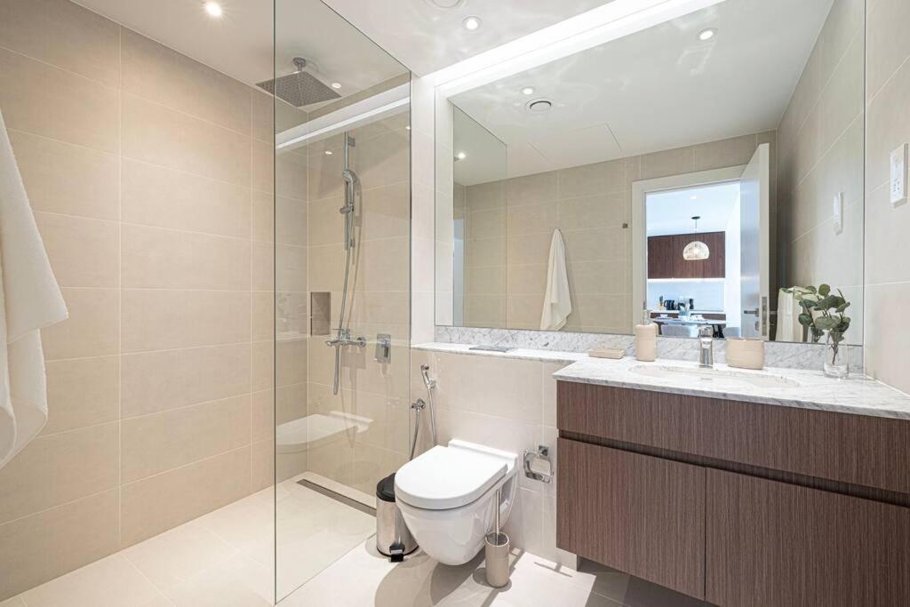 Breathtaking Sea View 1 Bedroom Suite, La Rive - La Beach, * Dubai