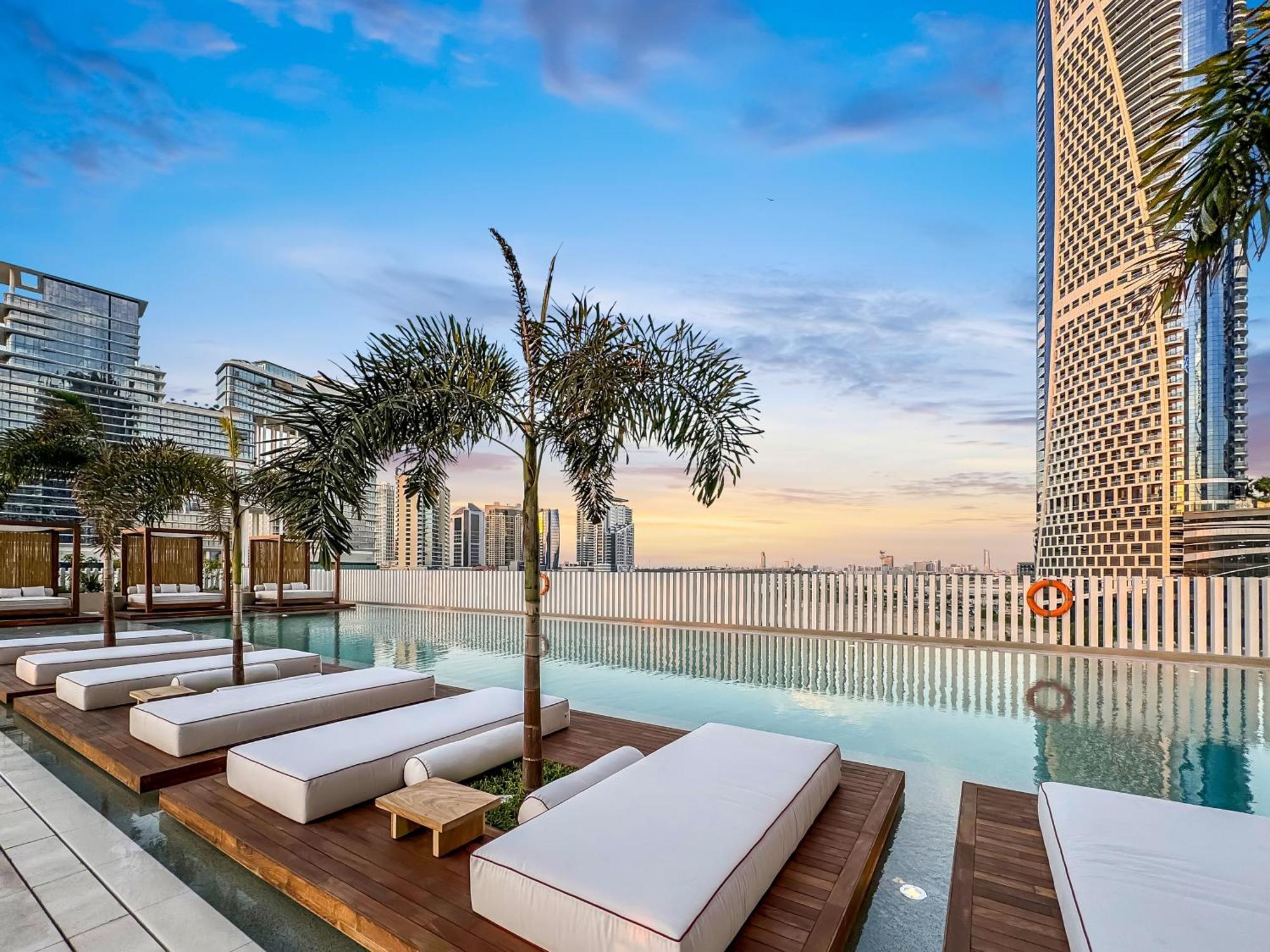 Apartment Fam Living - Upside Living - Wfh Friendly-business Bay