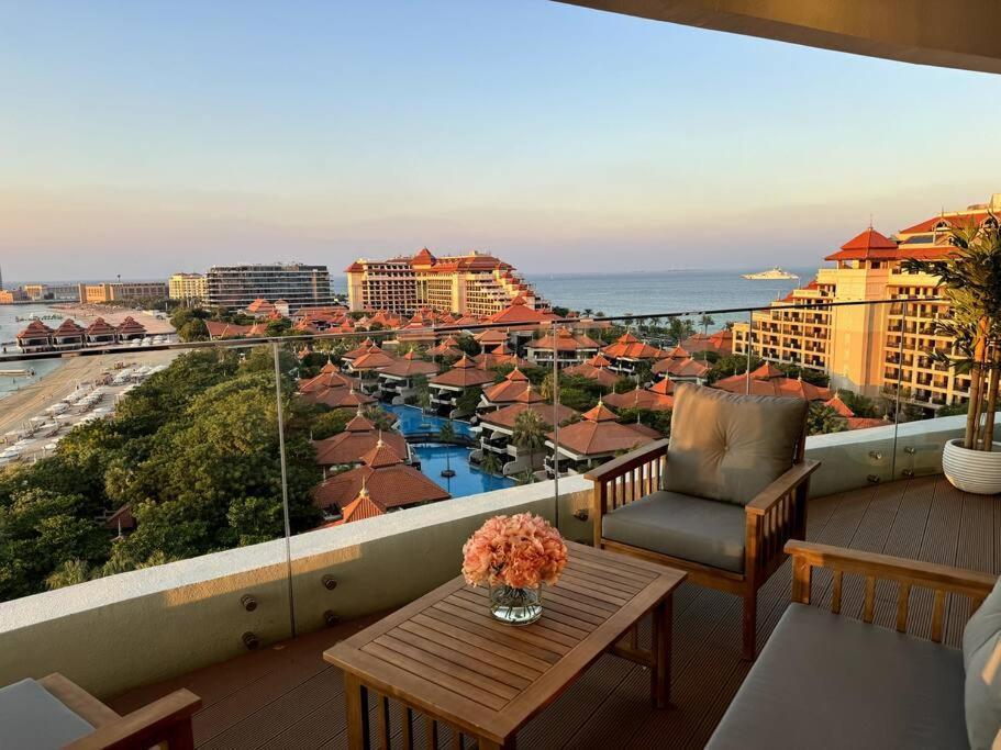 Luxury Mina Azizi Palm Jumeirah-private Beach *