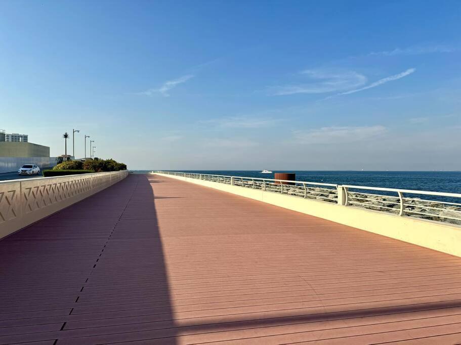 Luxury Mina Azizi Palm Jumeirah-private Beach Apartment *