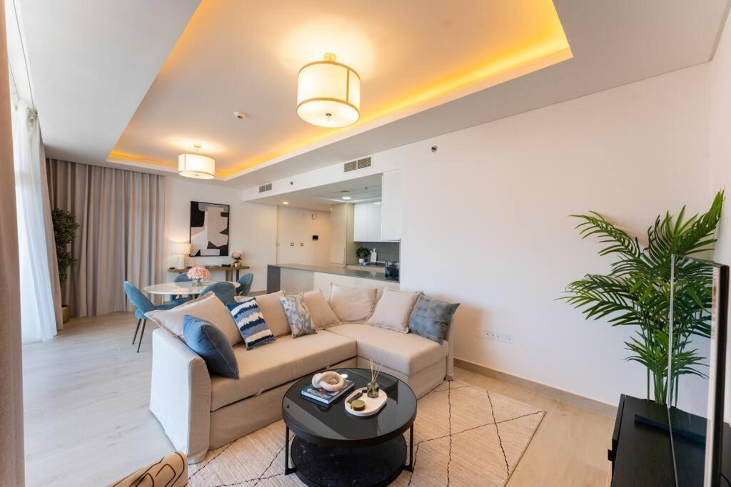 Apartment Luxury Mina Azizi Palm Jumeirah-private Beach