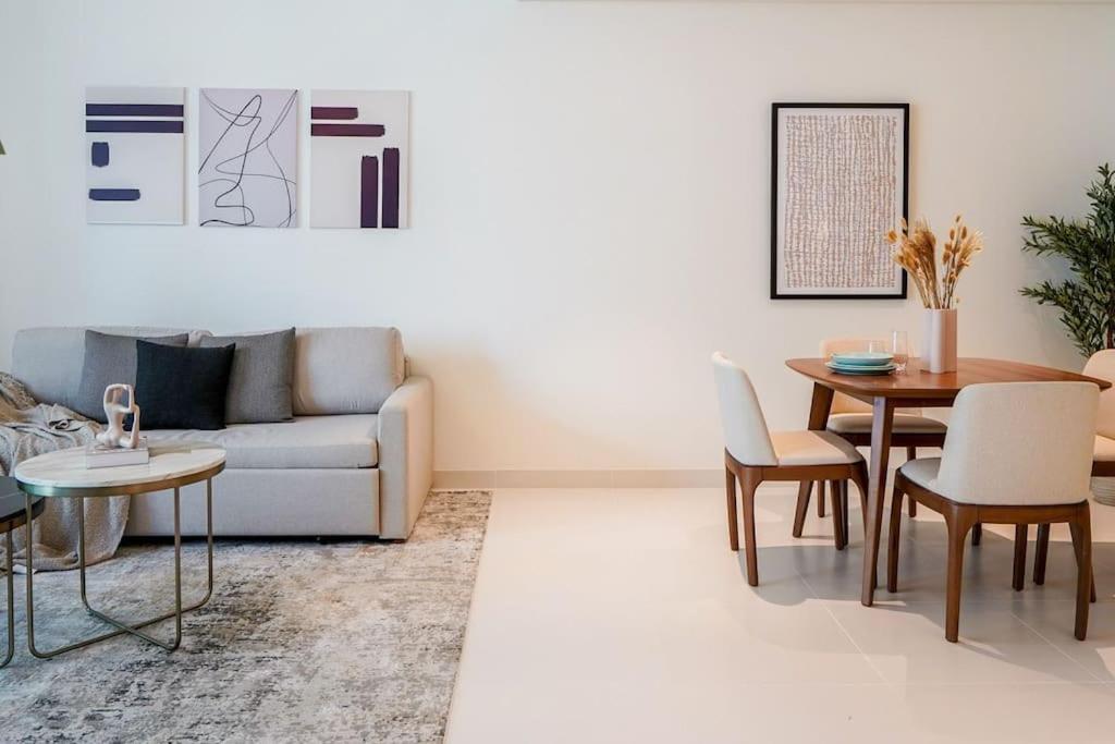 Apartment Beachfront Bliss - With Pool And Premium Amenities By Aya Boutique