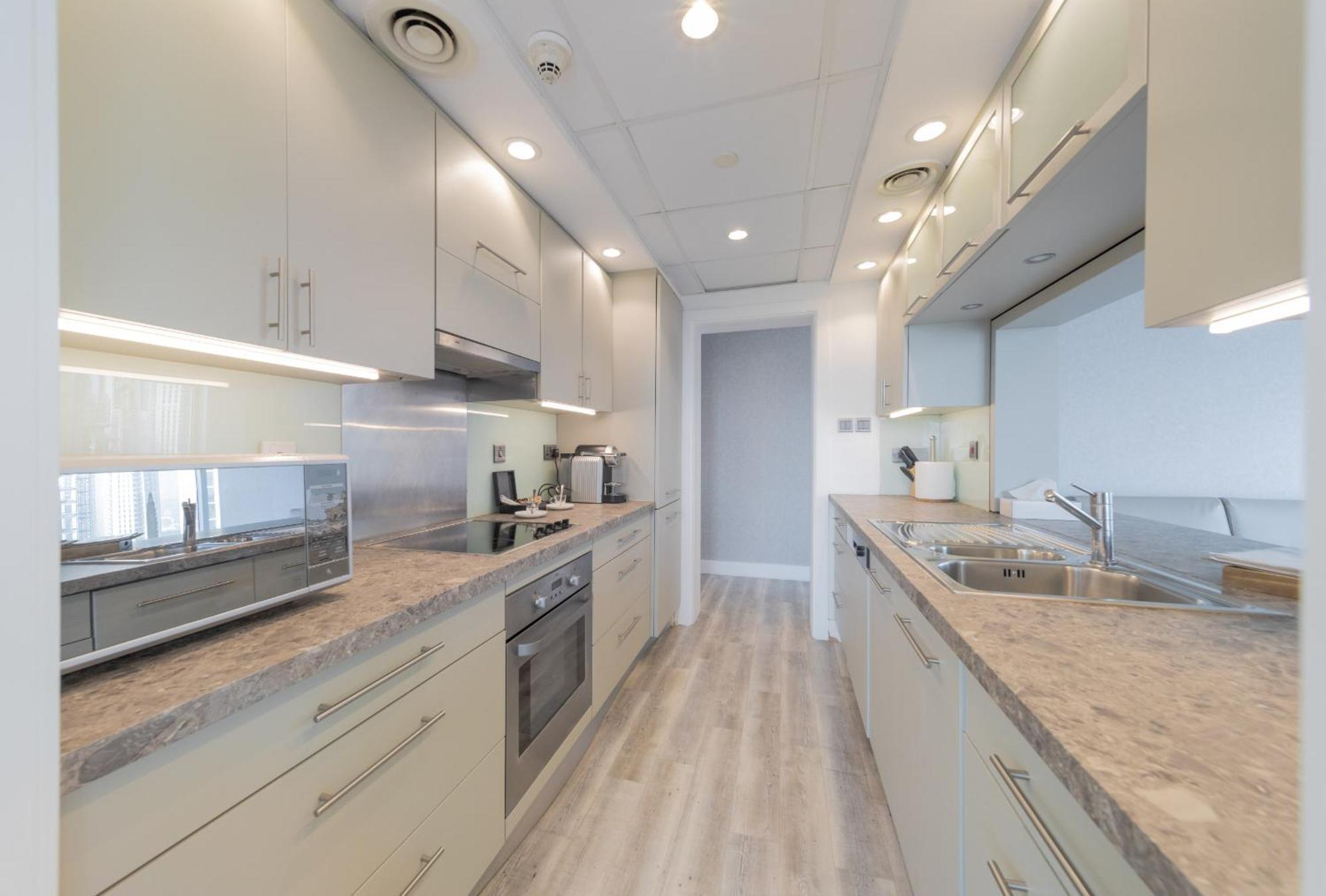 Apartment Boutique Living - Burj Views - Renovated Dubai