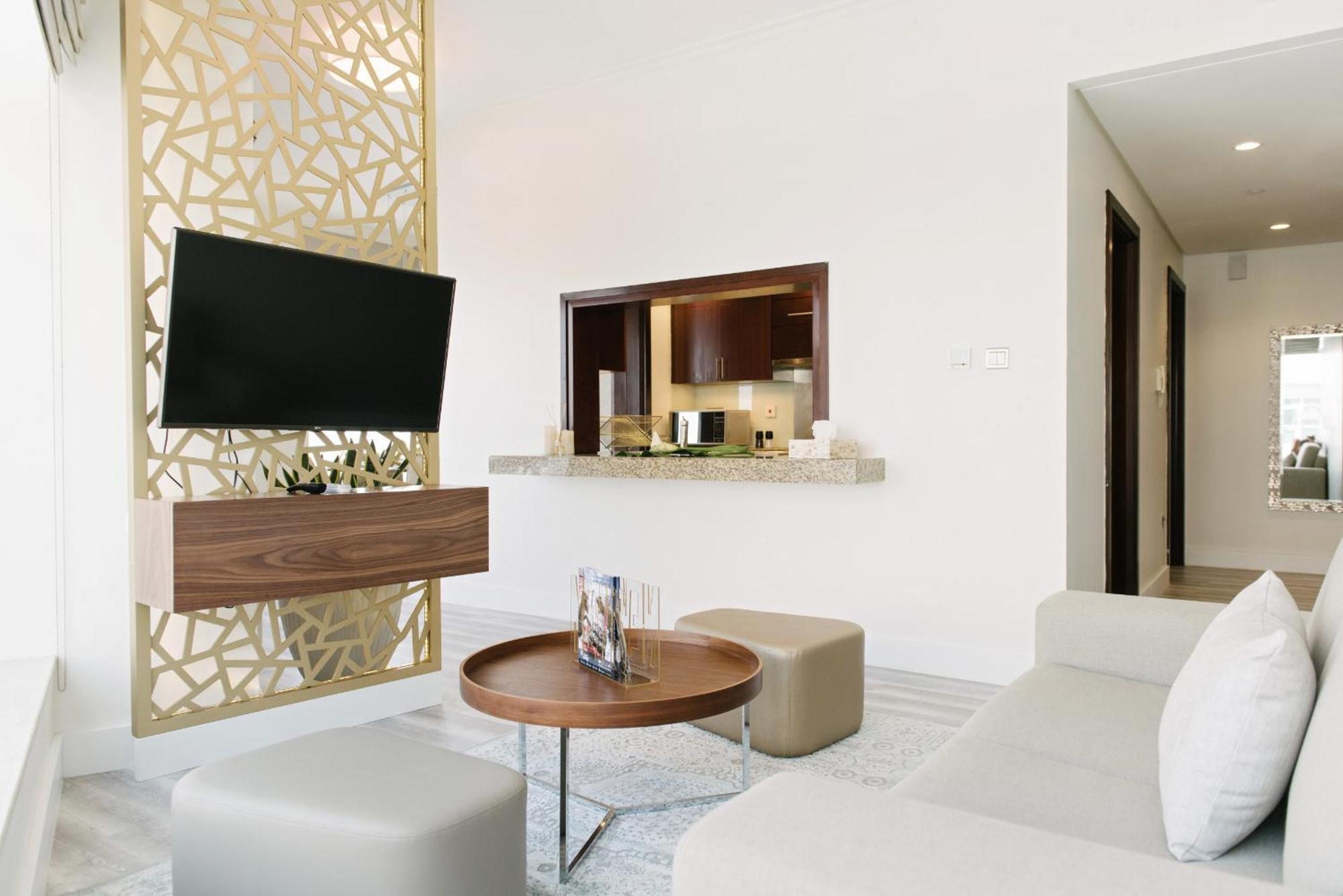 Apartment Boutique Living - Burj Views - Renovated *