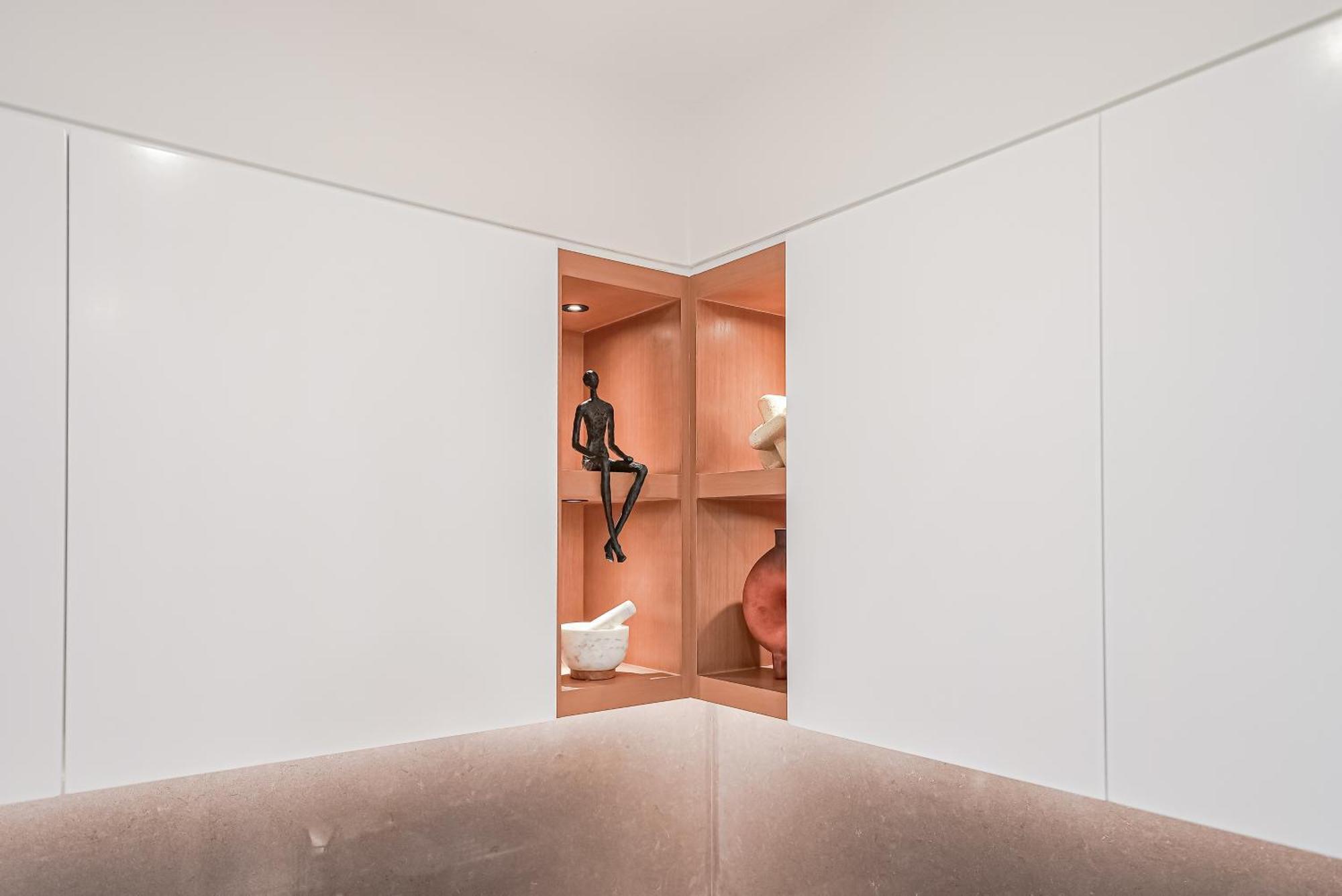 Modern 2br High Floor Haven In Vida Marina Apartment