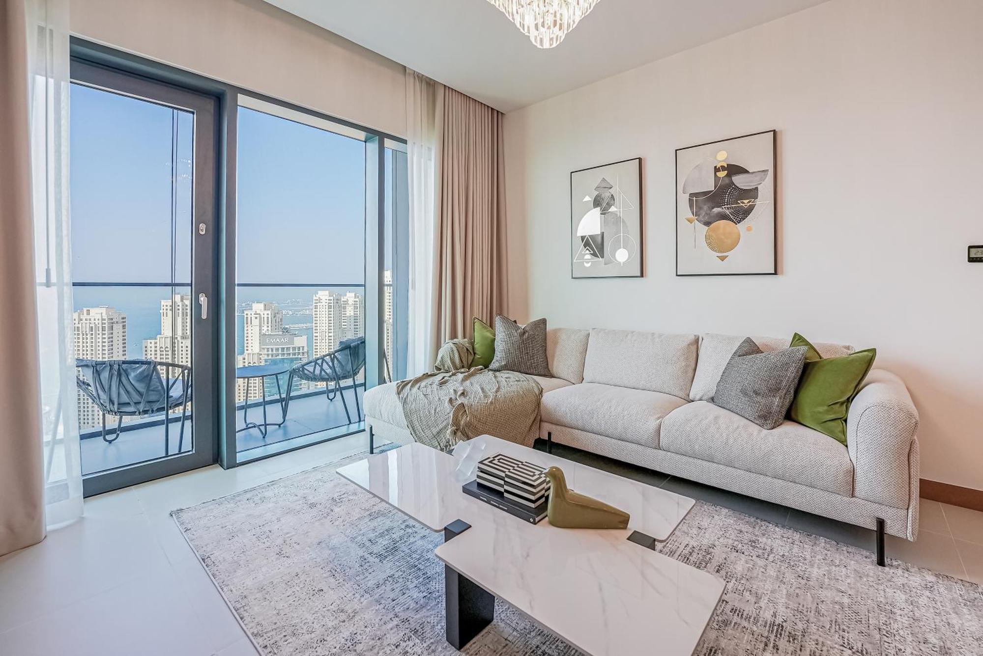 Modern 2br High Floor Haven In Vida Marina Apartment Dubai