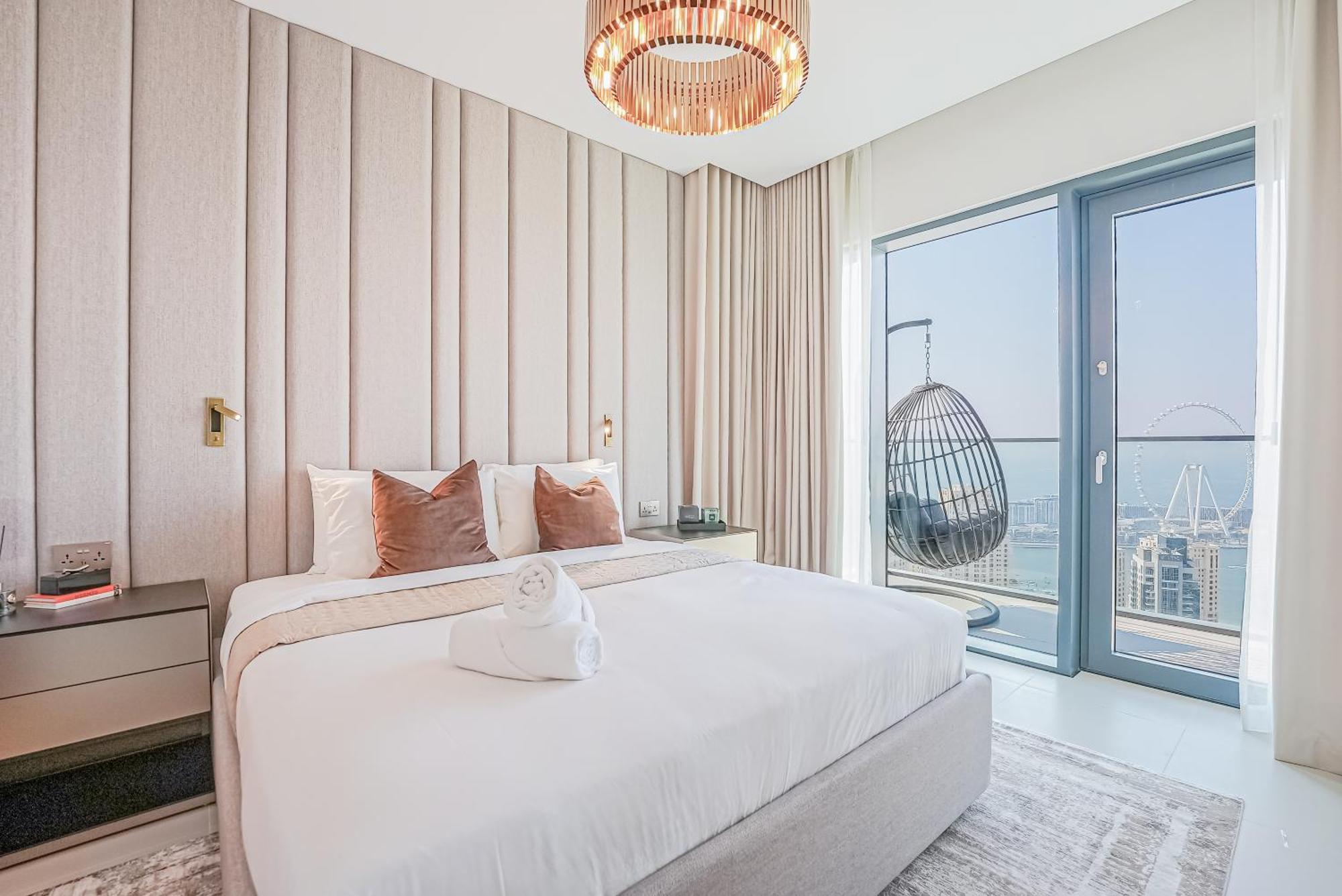 Apartment Modern 2br High Floor Haven In Vida Marina