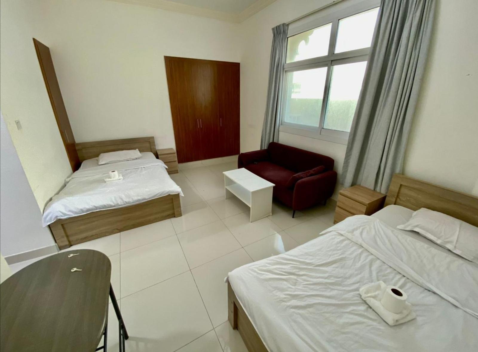 Apartment Cozy And Small Partitions For Men Guests In