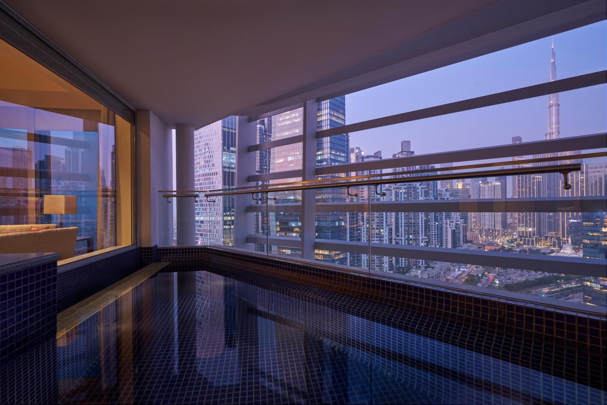 Hotel Anantara Downtown
