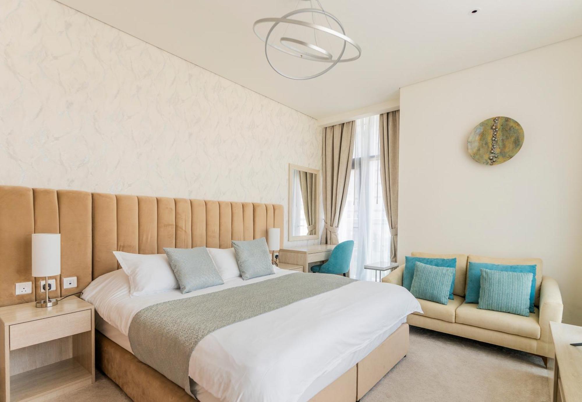 With Private Access At Palm Jumeirah