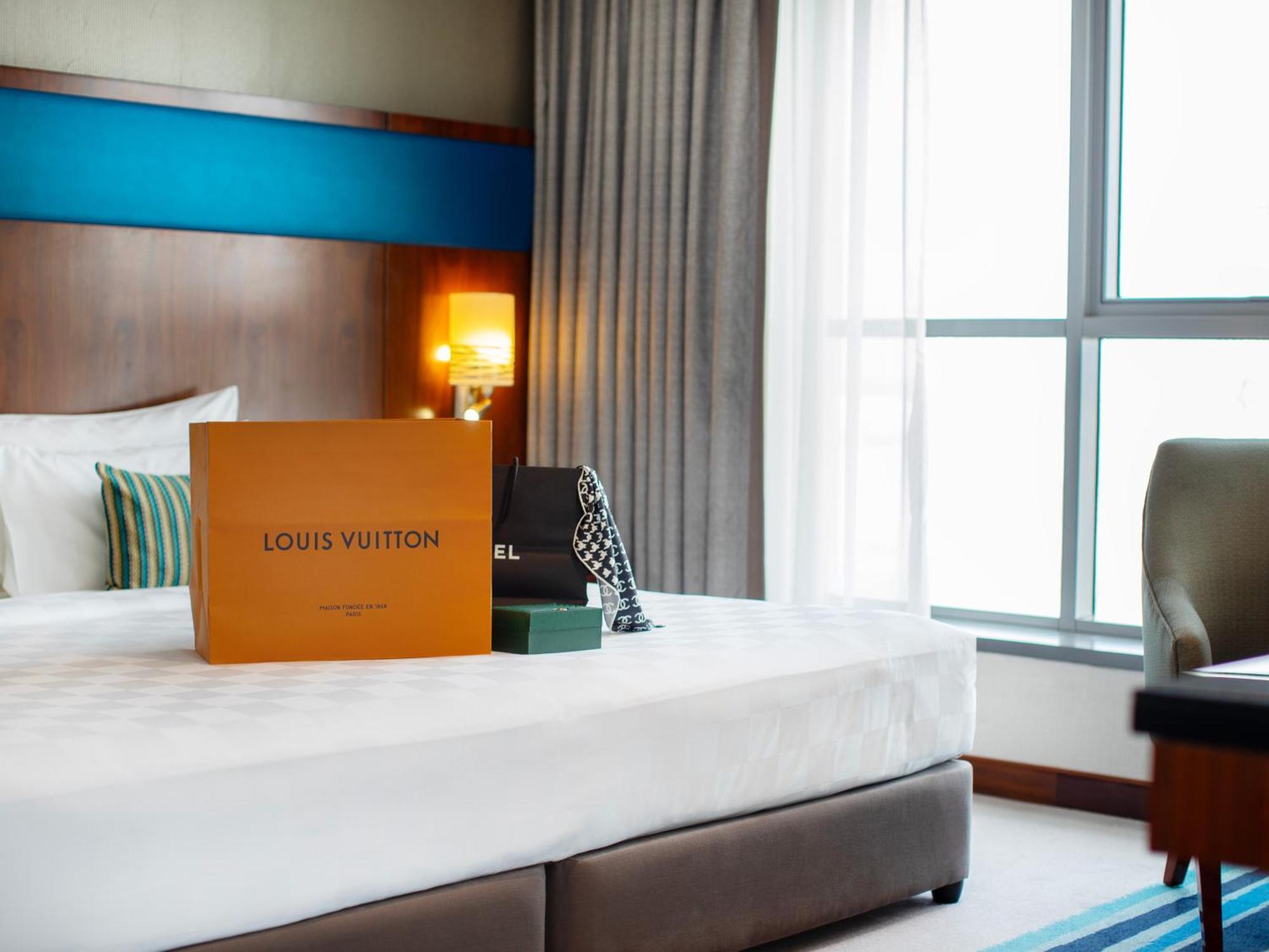 Hotel Flora Al Barsha At The Mall 4*