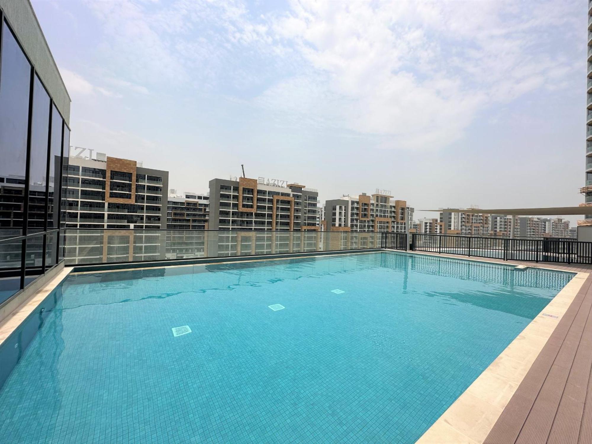 Easygo - Sobha Waves 1 Bedroom & Study Modern Apartment *
