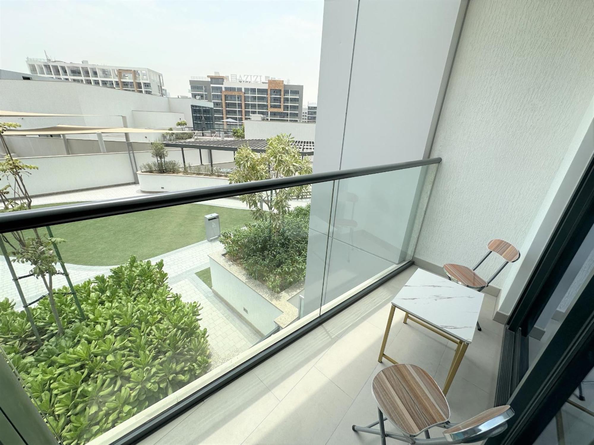 Easygo - Sobha Waves 1 Bedroom & Study Modern Apartment Dubai