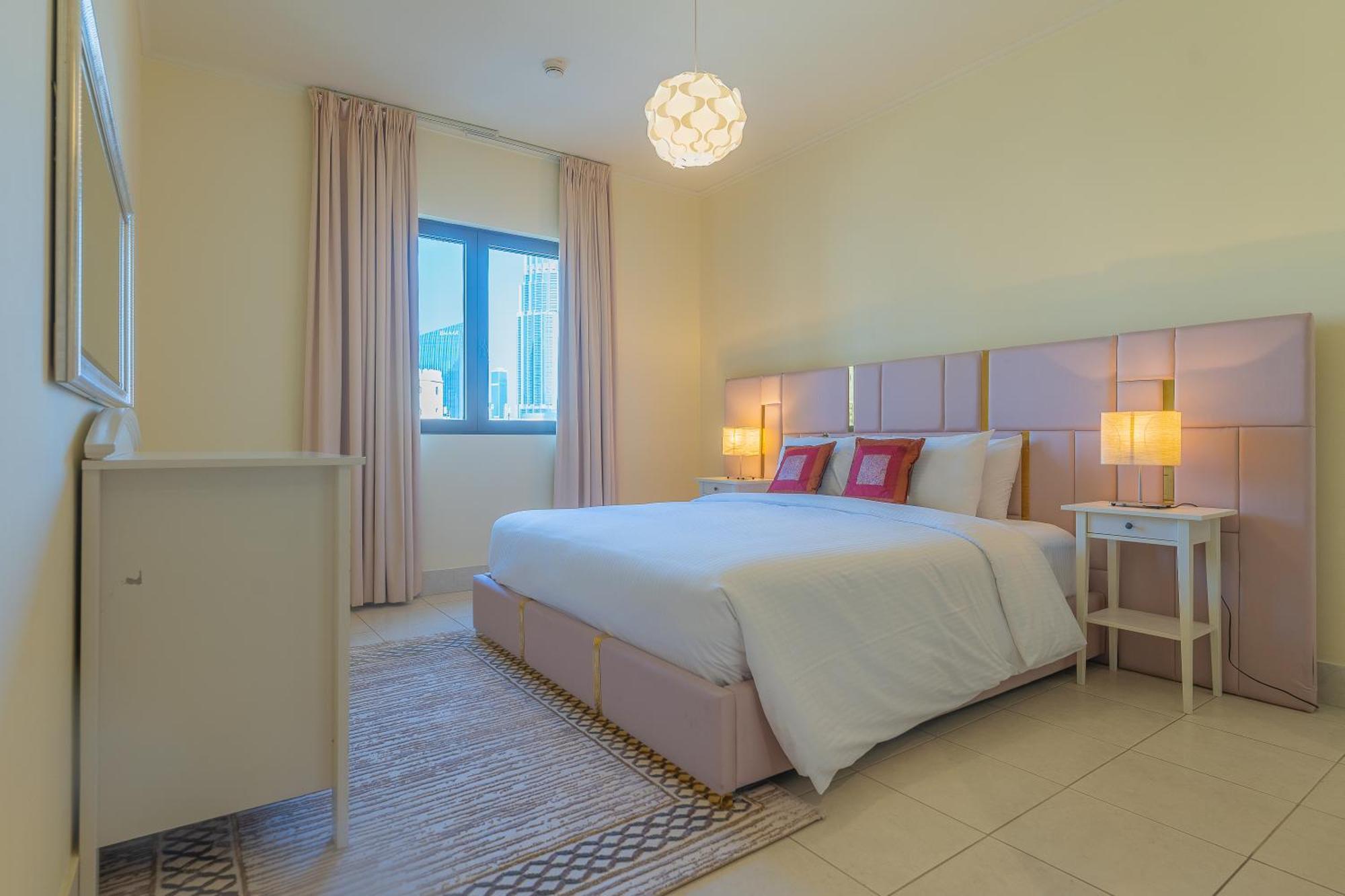 Bellavista Oldtown 2 Bedroom With Burj Khalifa View Walking Distance Mall Apartment *
