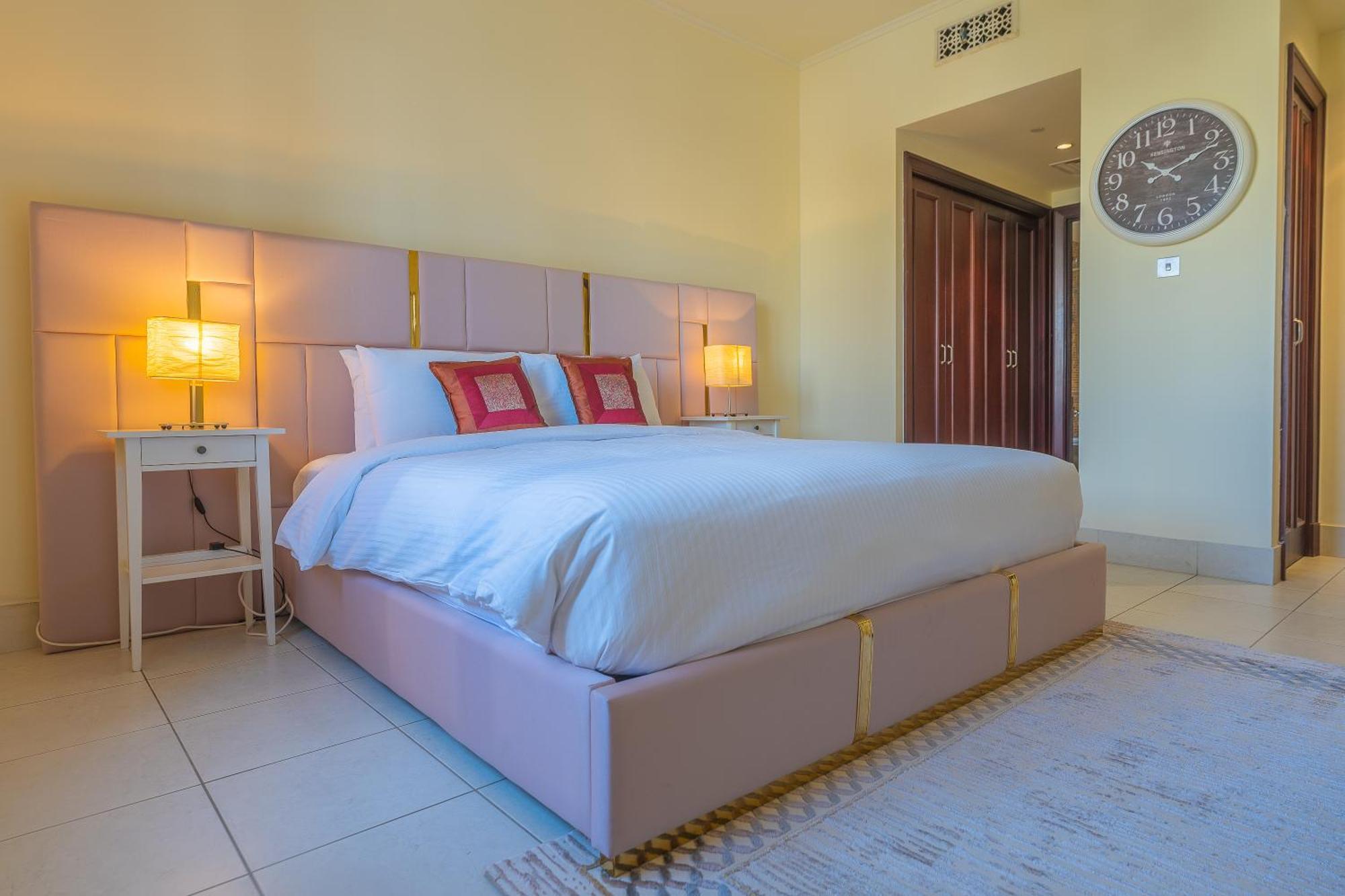 Bellavista Oldtown 2 Bedroom With Burj Khalifa View Walking Distance Mall Apartment Dubai