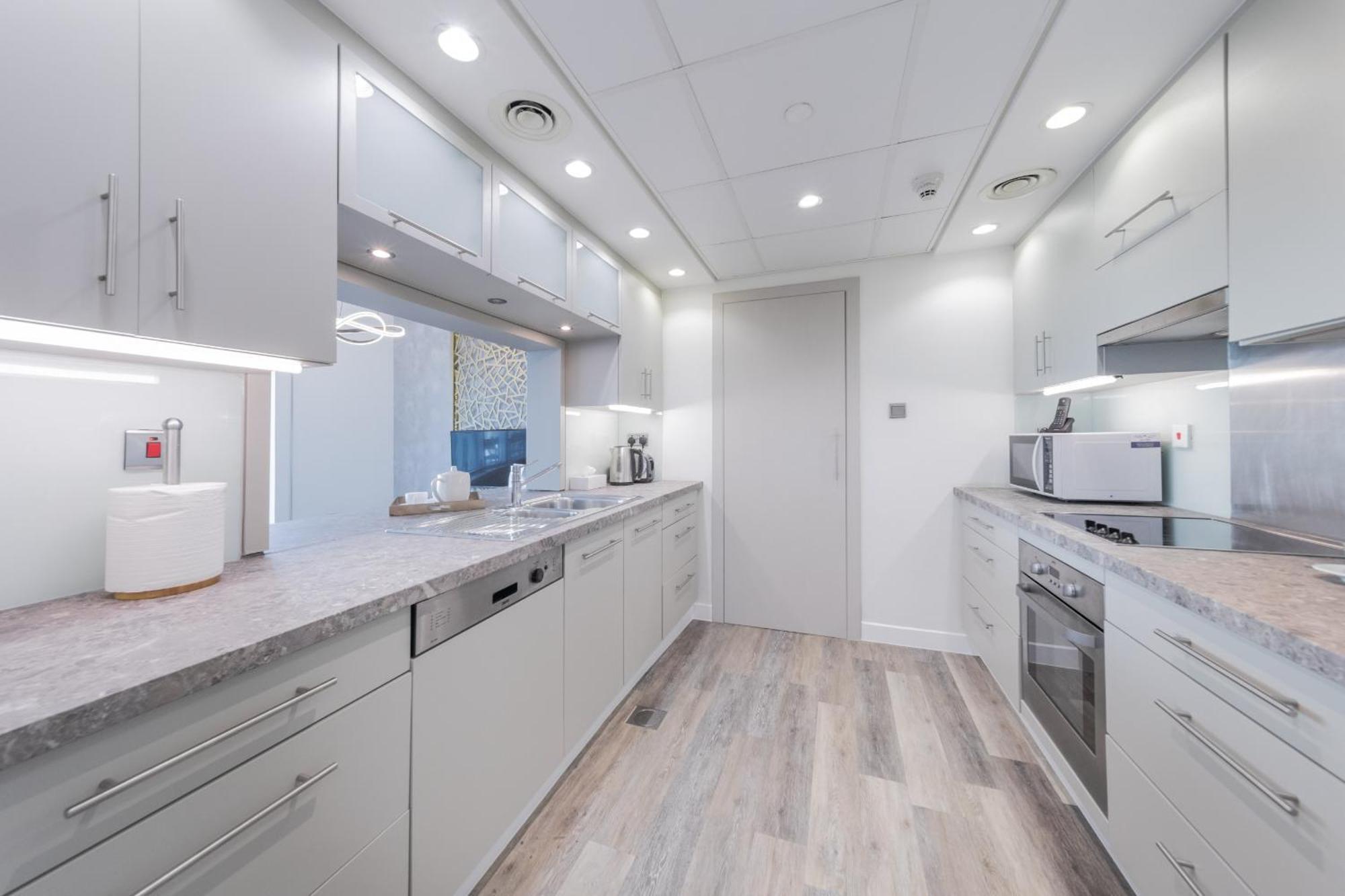 Boutique Living - Burj Views - Renovated Apartment Dubai