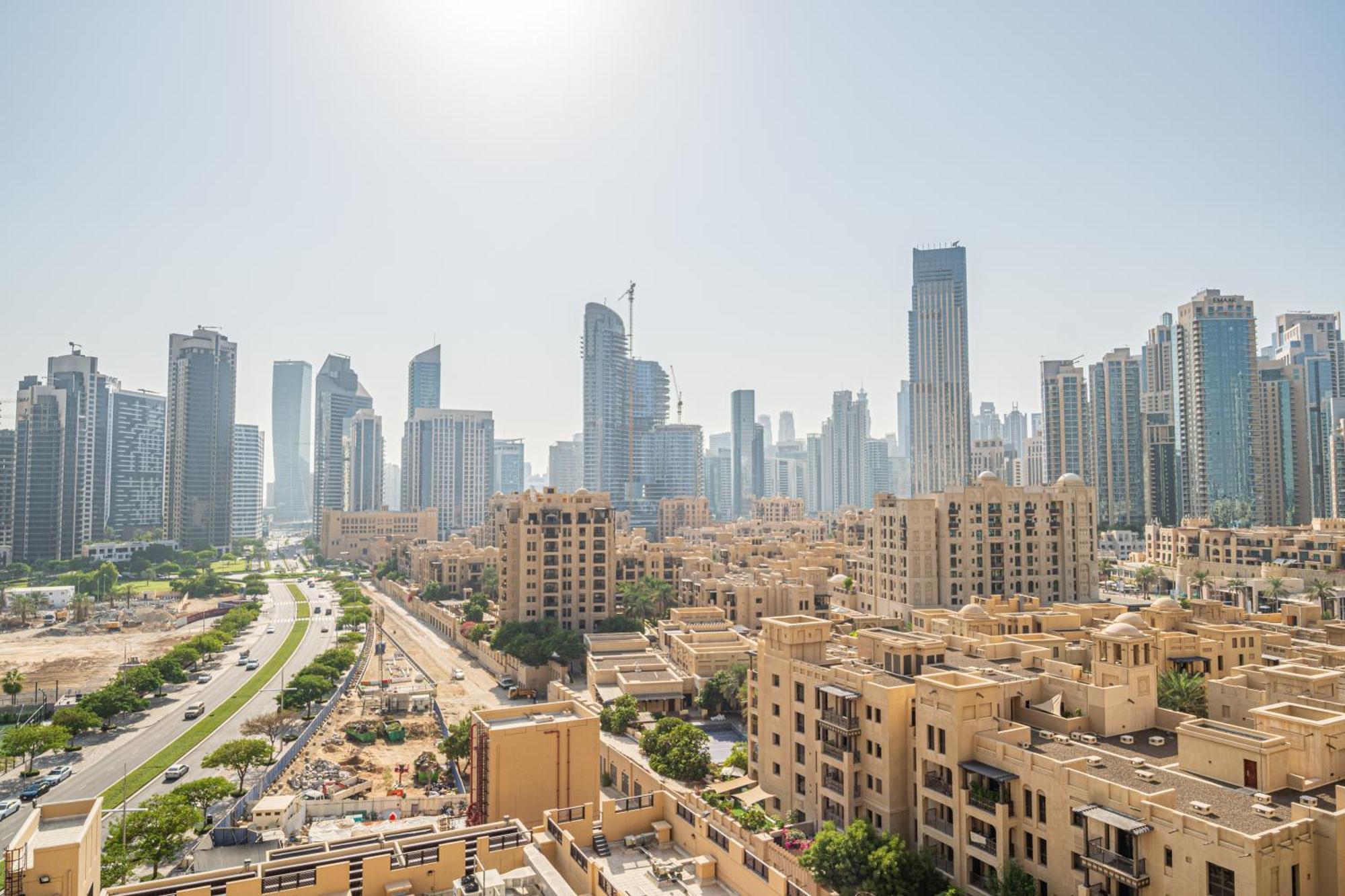 First Class 2br With Full Burj Khalifa View Apartment *