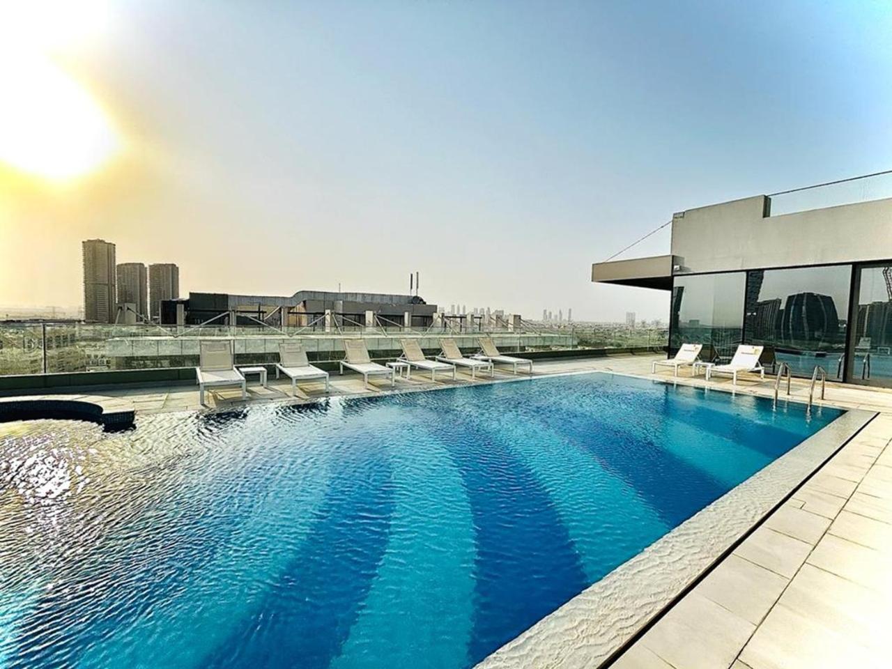 Modern 1 Bedroom At Jvc Prime Location! Apartment Dubai