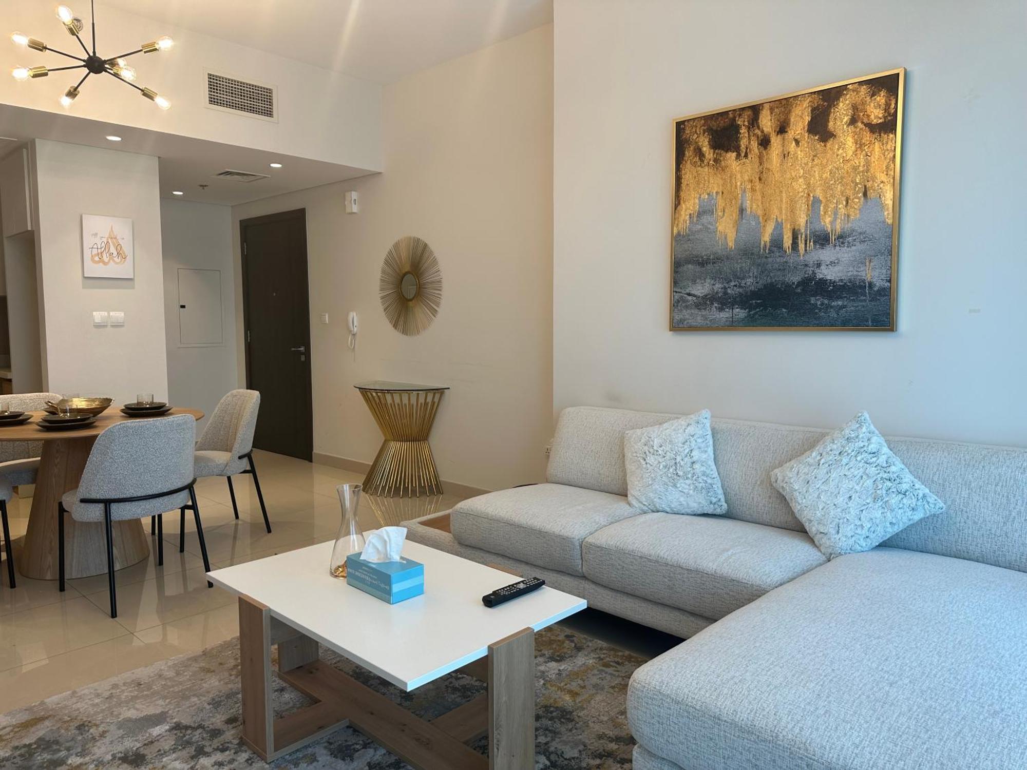 Apartment Royal Dubai