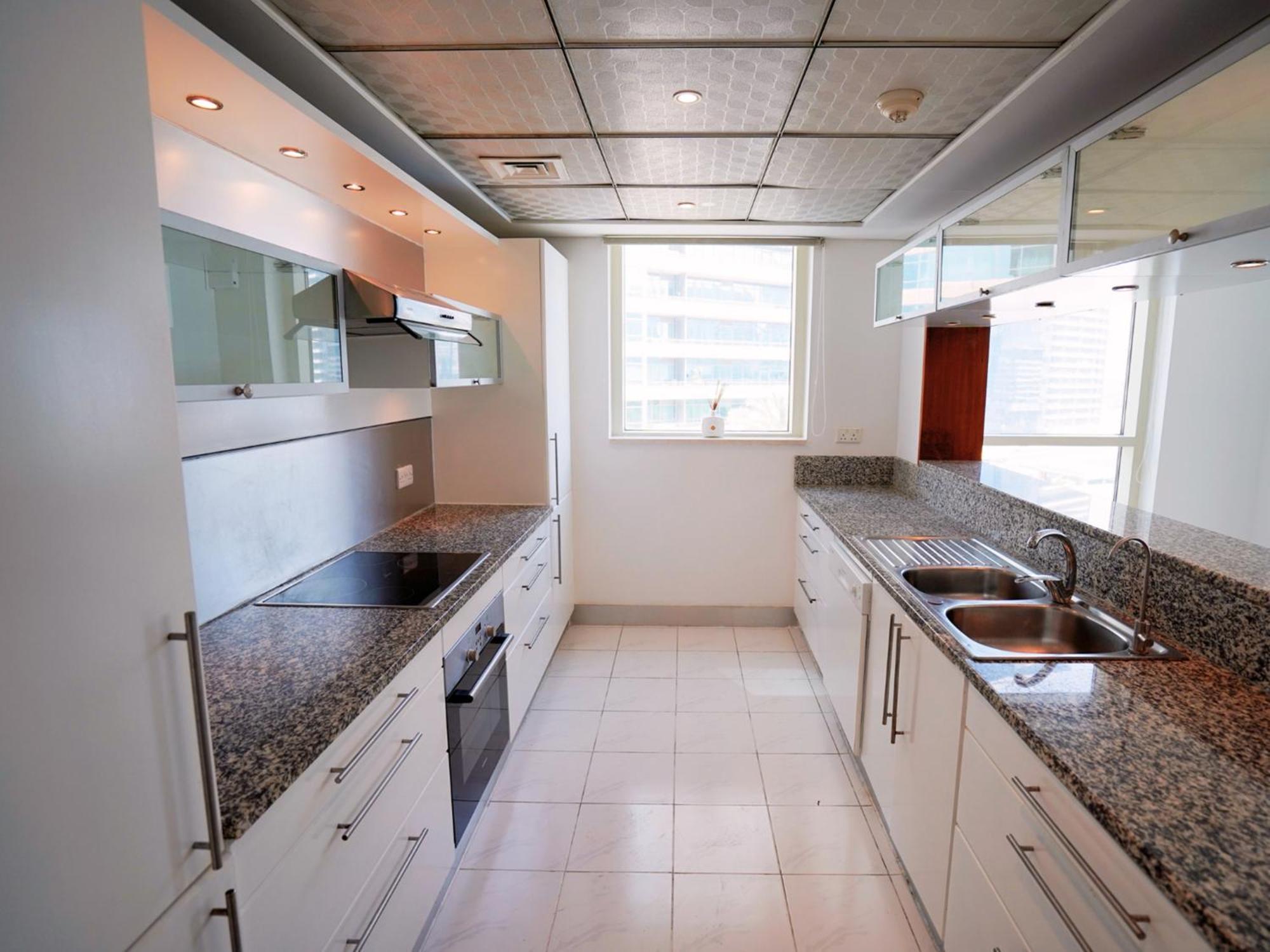 My-places 1 Bed Escan Towers 15 * Dubai