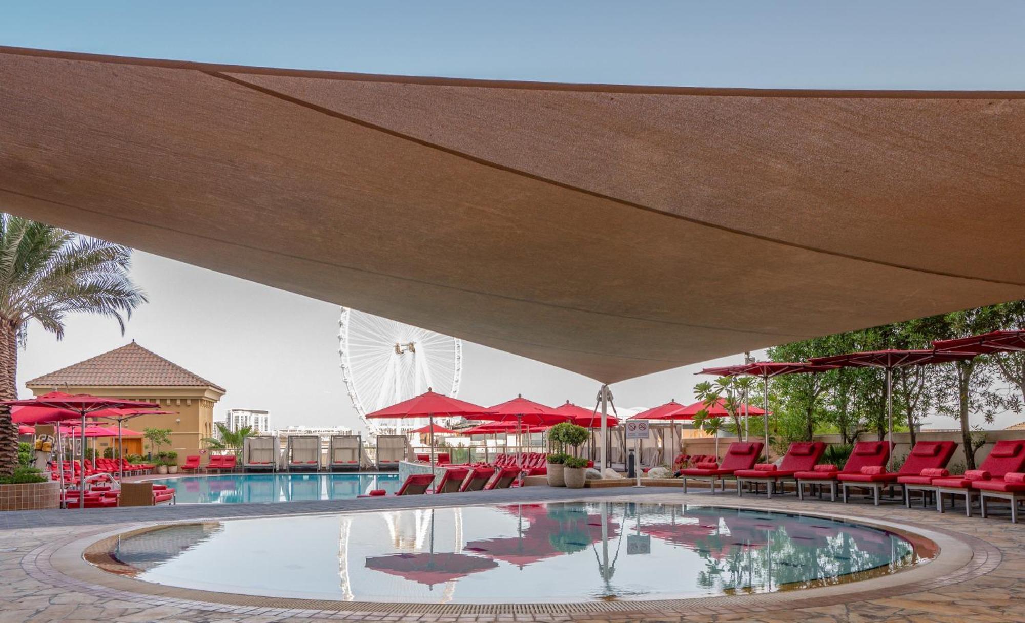Amwaj Rotana, Jumeirah -