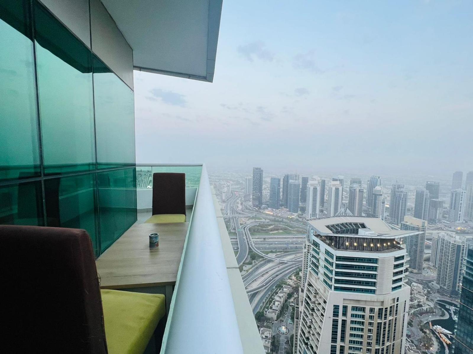 Apartment High Floor With Skyline & Burj Khalifa View 3 Bedroom Unit Marina *