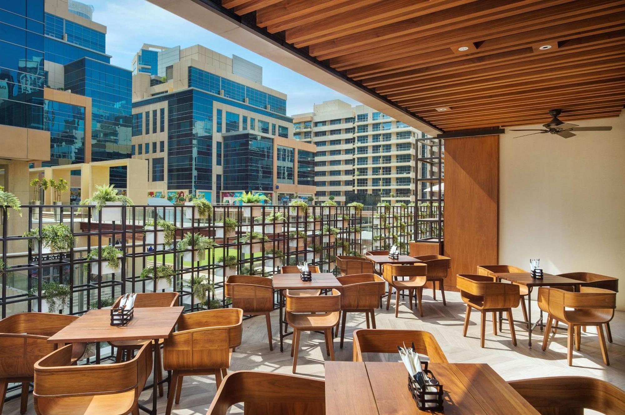 Hotel Doubletree By Hilton - Business Bay 4*