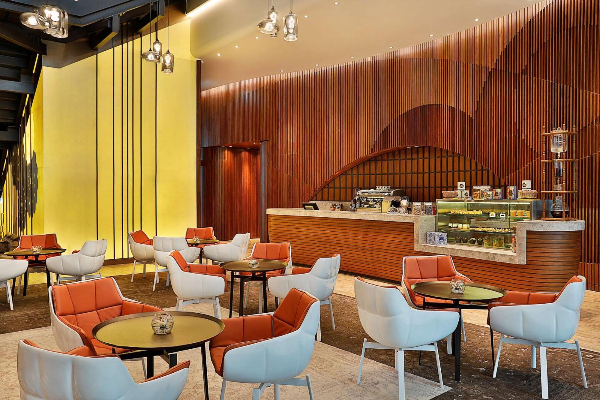 Hotel Doubletree By Hilton - Business Bay 4*