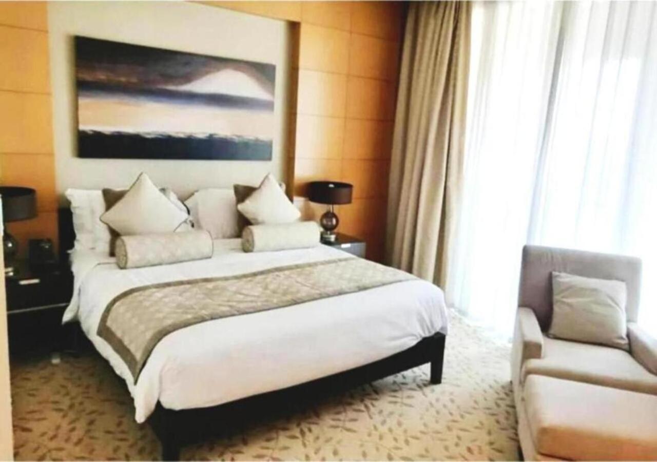Luxe - Fashion Avenue Mall - Formerly Address Mall Apartment Dubai