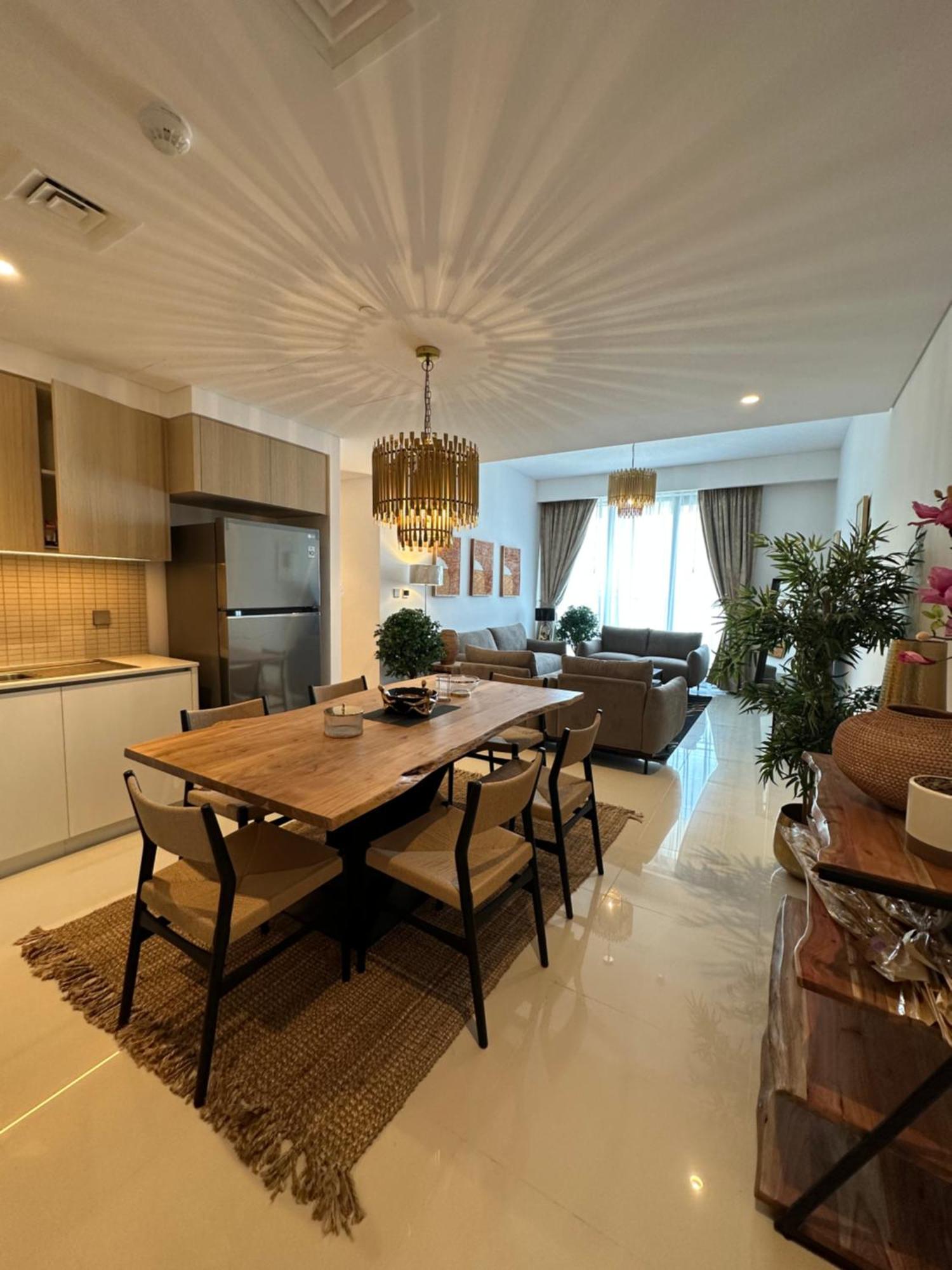 Royal Apartment *
