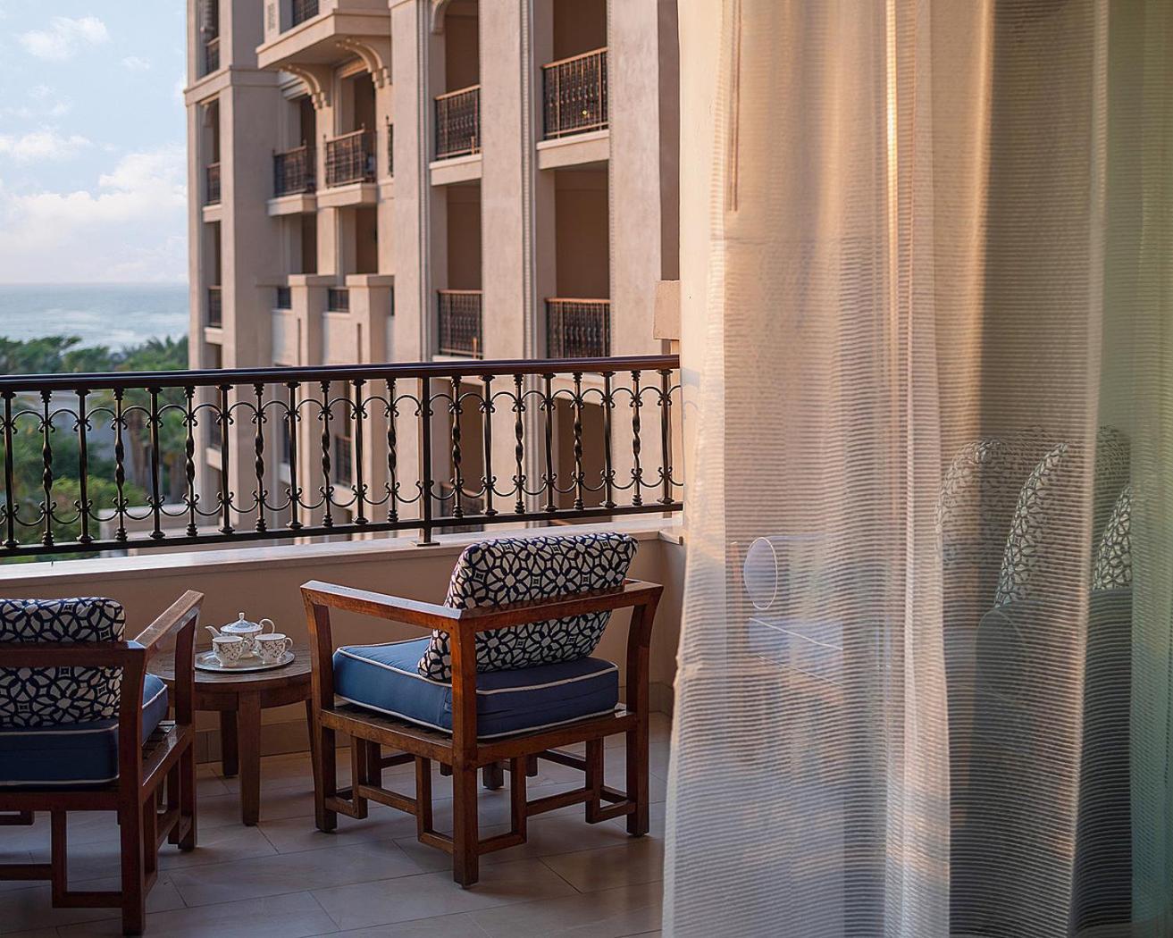 Four Seasons At Jumeirah Dubai