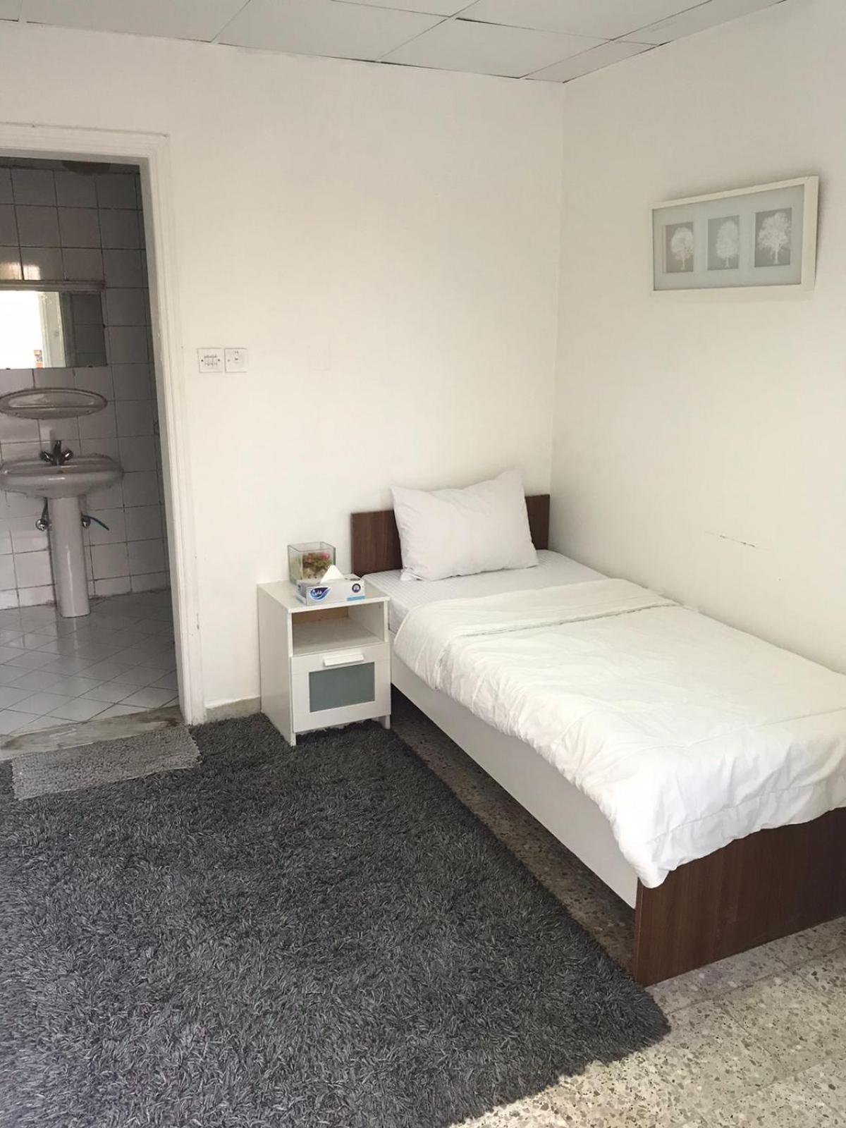 Homestay Relaxing Private In Compound Housing Near Burj Alarab 124 Dubai