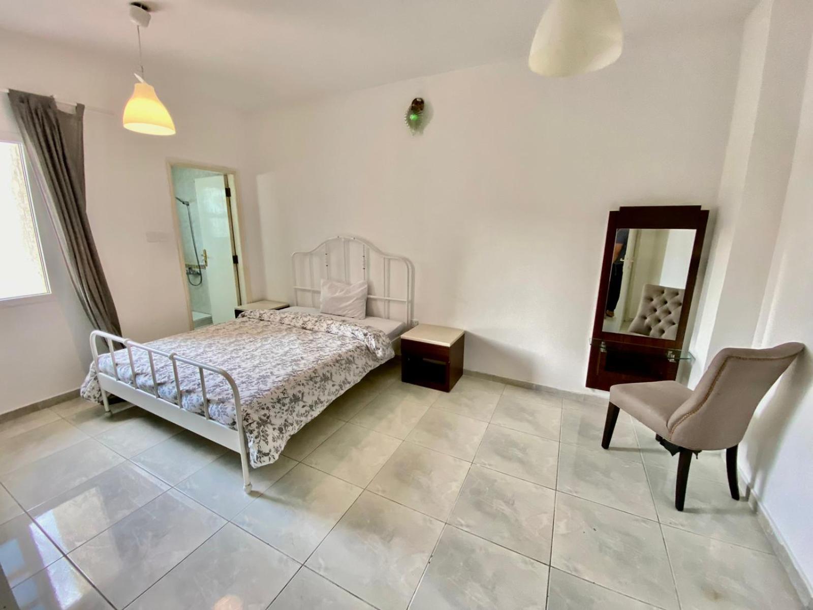 Relaxing Private In Compound Housing Near Burj Alarab 124 Homestay Dubai