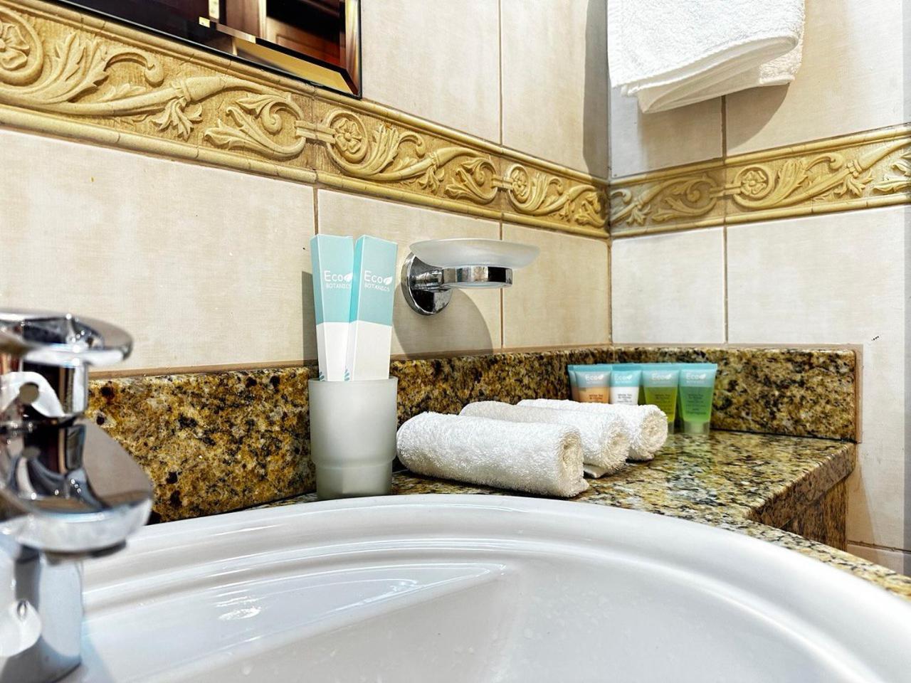 Luxury Princess Tower 1 Bedroom Brand New Furnished Apartment