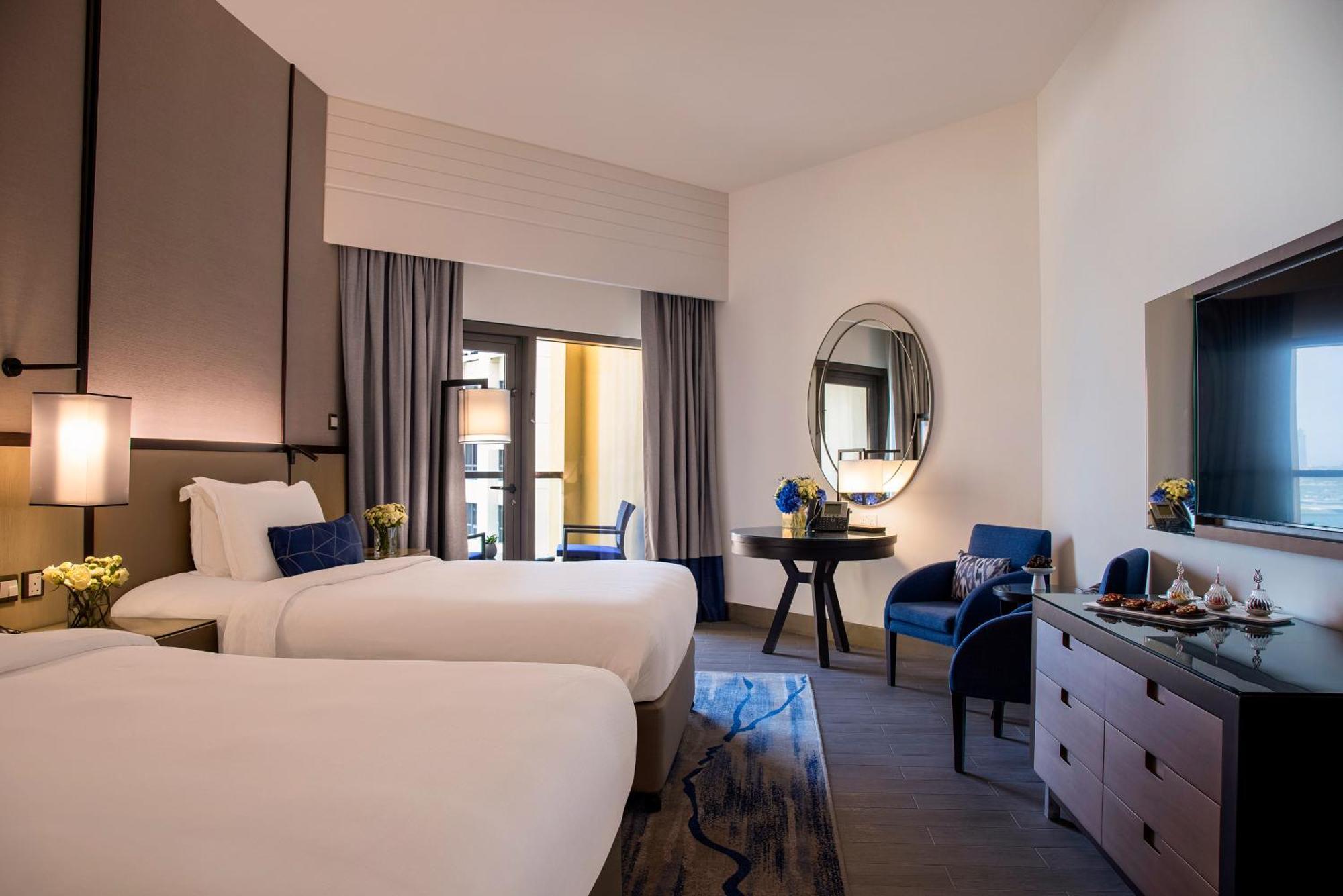 Amwaj Rotana, Jumeirah - 5*