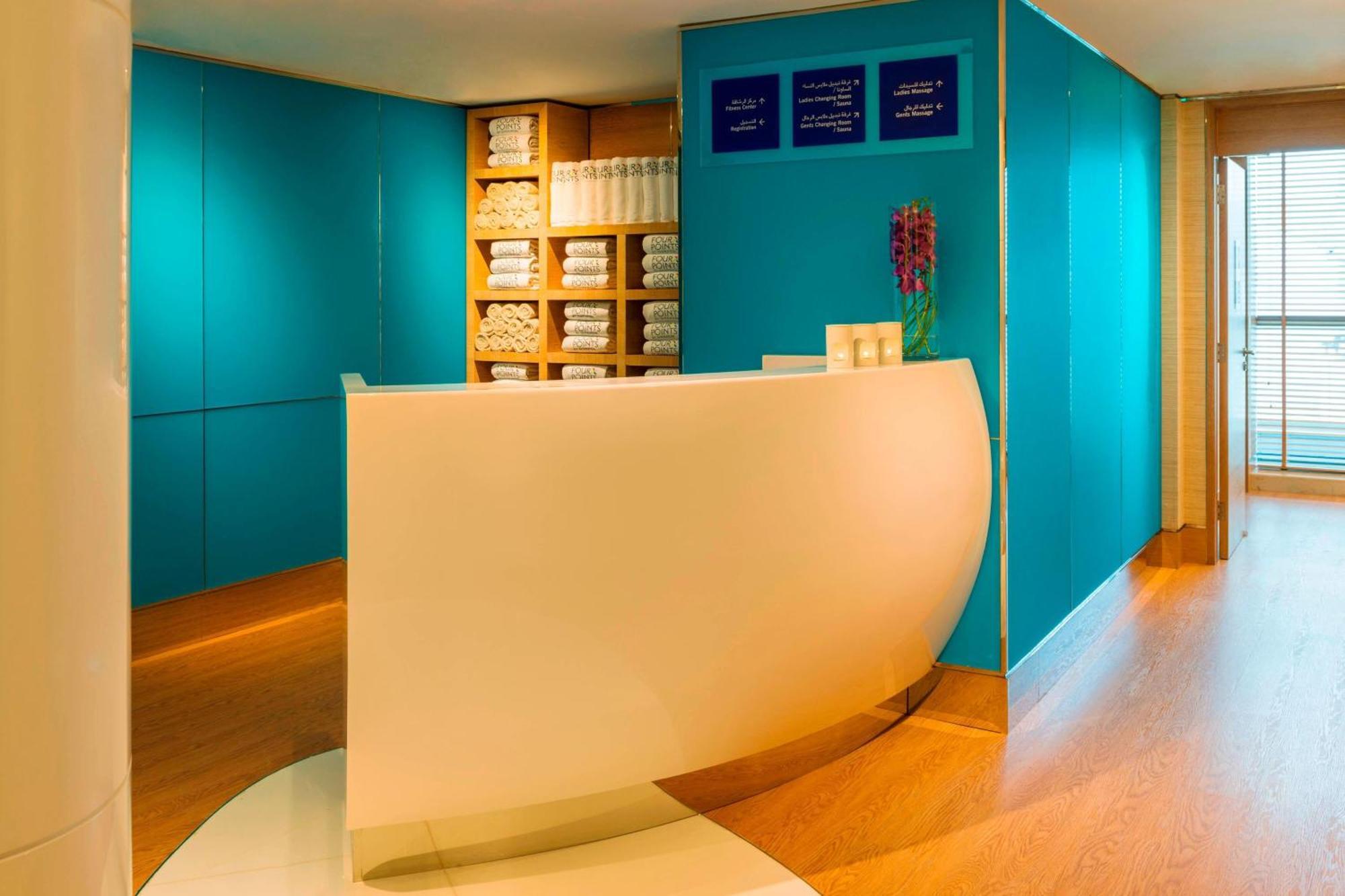 Four Points By Sheraton Sheikh Zayed Road Hotel 4*