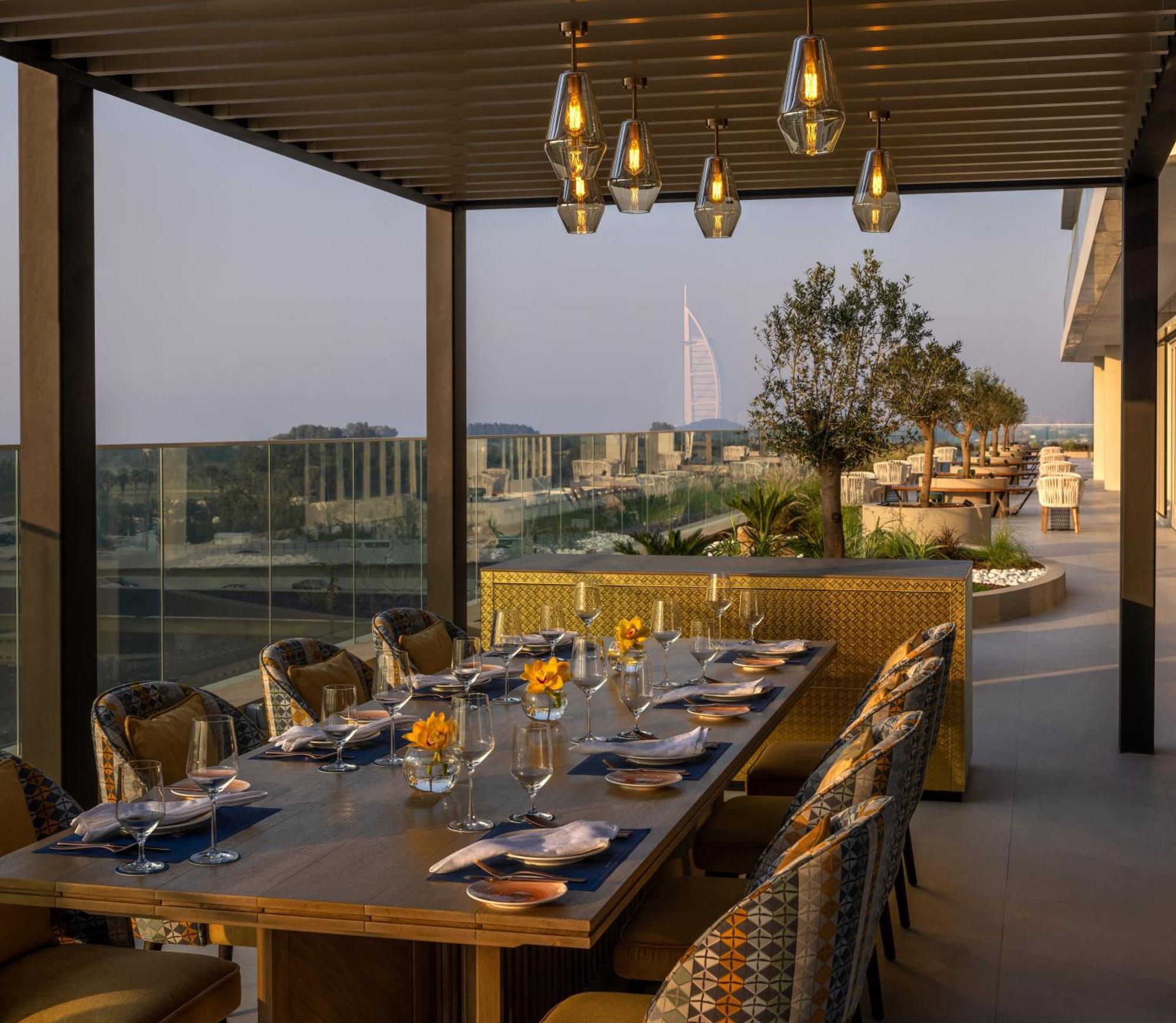 Aparthotel Avani Palm View &